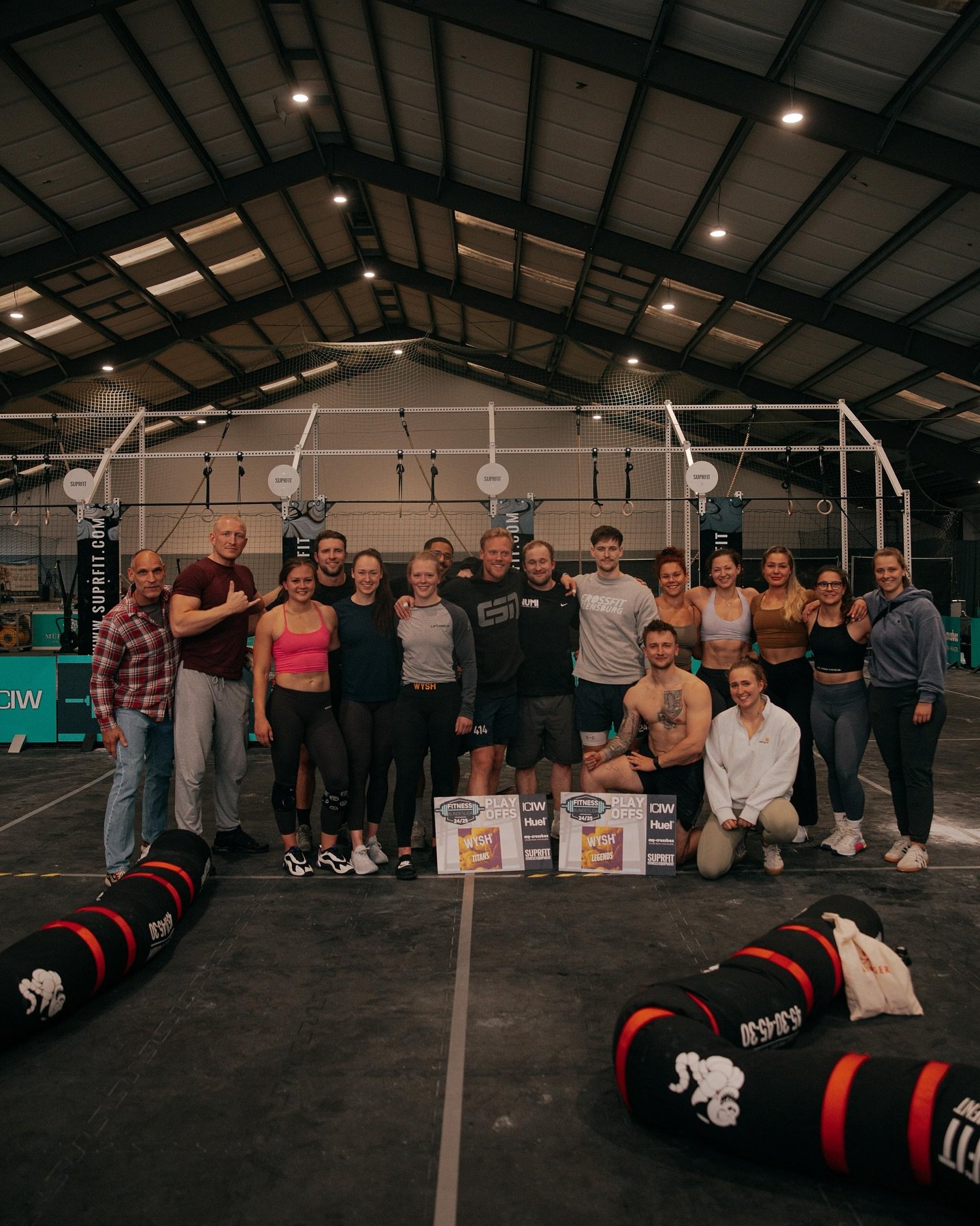 @fitnessbundesliga 2025 
D A N K E an die Judges und die gesamte Crew!💙
D A N K E f&uuml;r euren Support und eure Nachrichten🙏🏼
D A N K E an unsere beiden Teams die unsere WYSH Community stark vertreten haben💛

📸 @creationbylydia 

#wysh #fibuli