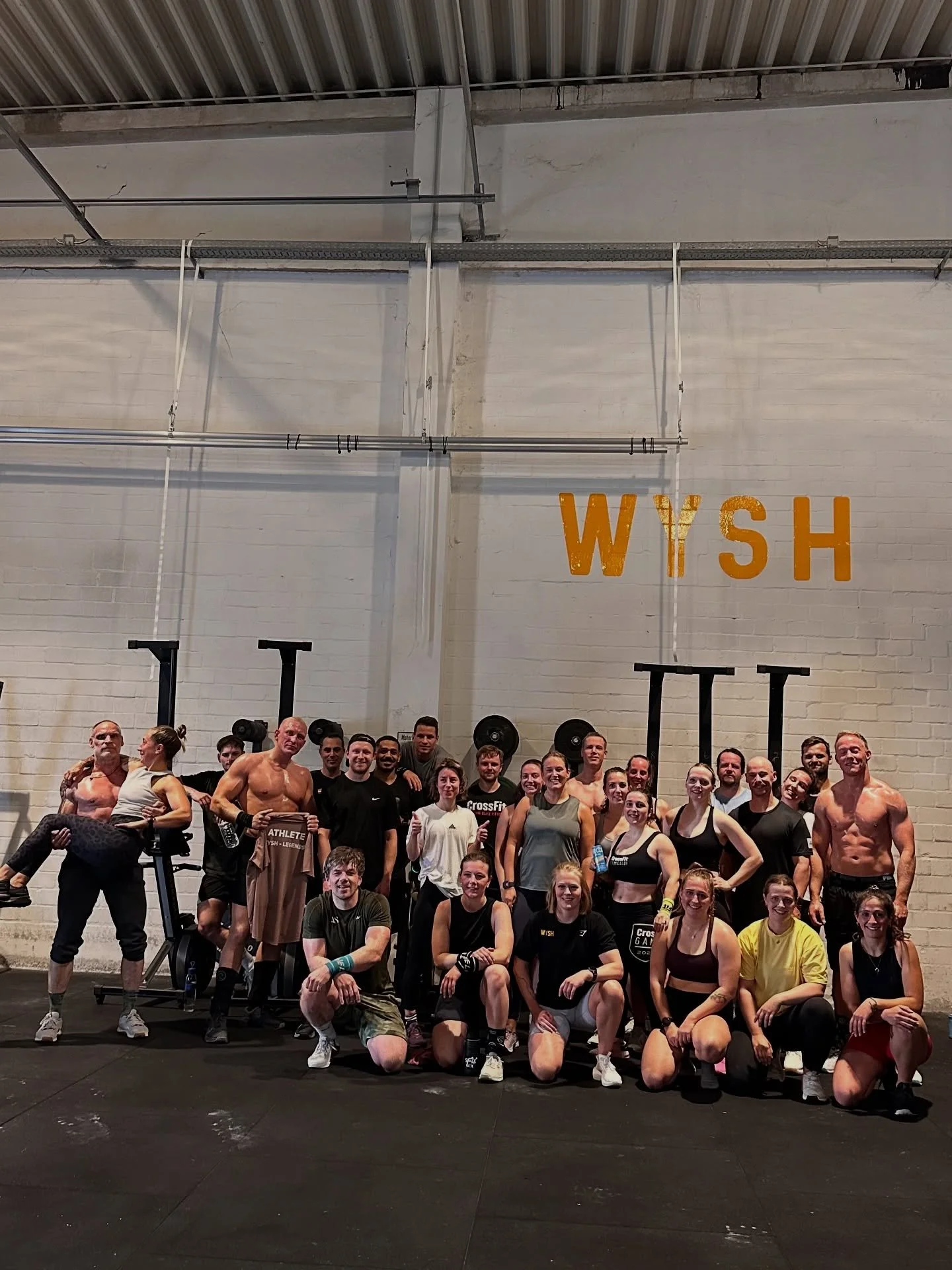 4 Jahre WYSH Fitness💛 #WeYouSportHealth 

Was f&uuml;r eine Reise &ndash; wir sind dankbar, diesen Weg gemeinsam mit euch gehen zu d&uuml;rfen und dabei immer weiterzuwachsen. ☀️

Jahr f&uuml;r Jahr finden mehr wunderbare Menschen ihren Weg in unser