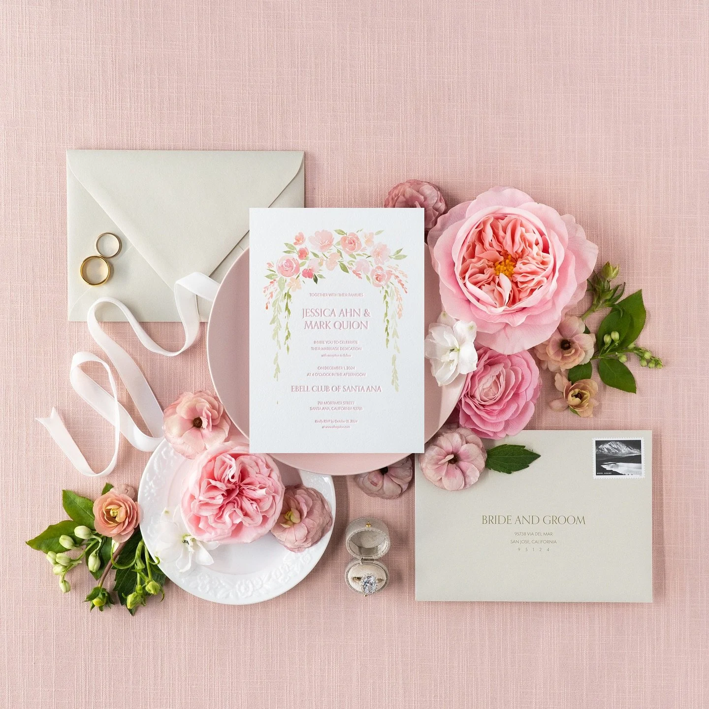 I love creating invitations for friends 🫶🏻 It&rsquo;s a bonding experience in my opinion! You get to discuss wedding ideas and inspiration in order to curate a look for your invites and it&rsquo;s so fun to get a glimpse behind the scenes of your f