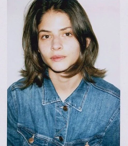 Mid-Lengths &mdash; Once labelled the &lsquo;awkward stage&rsquo;? We disagree.

This length is anything but awkward. When executed well, it&rsquo;s one of the most beautiful and versatile styles out there. 

As you can see, there are so many interpr