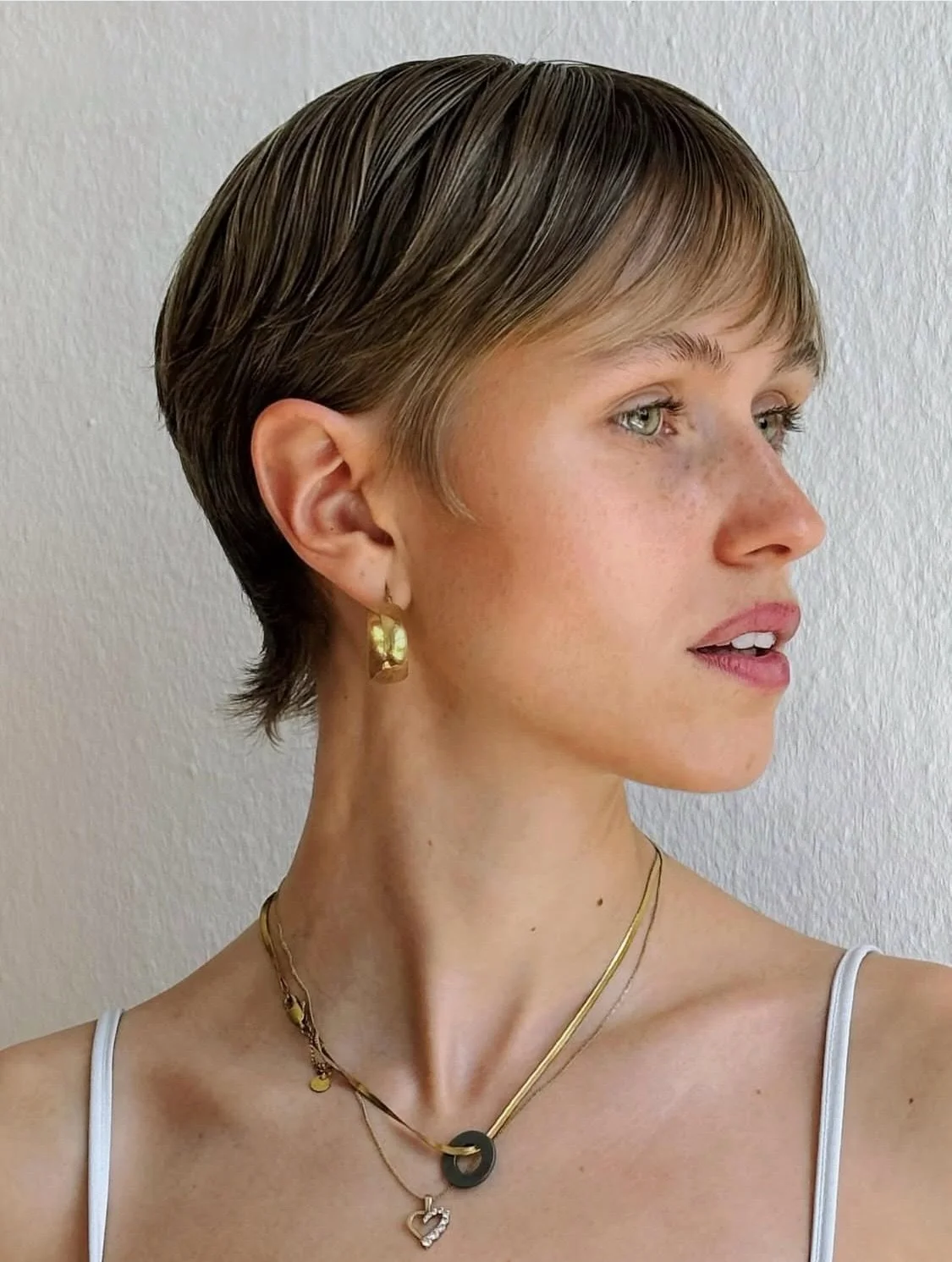 Welcoming Cliodhna. @cliodhnamurphyhair 

An artist working with hair. 
London Residency 2026 (Jan/Feb).

A couple of years ago, we spotted Cliodhna sat at a Jayne Edo hair talk one evening. Instantly drawn to her dress sense and her own haircut we w