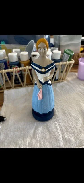 Civil War chess Confederate Queen only, ready to paint ceramic bisque