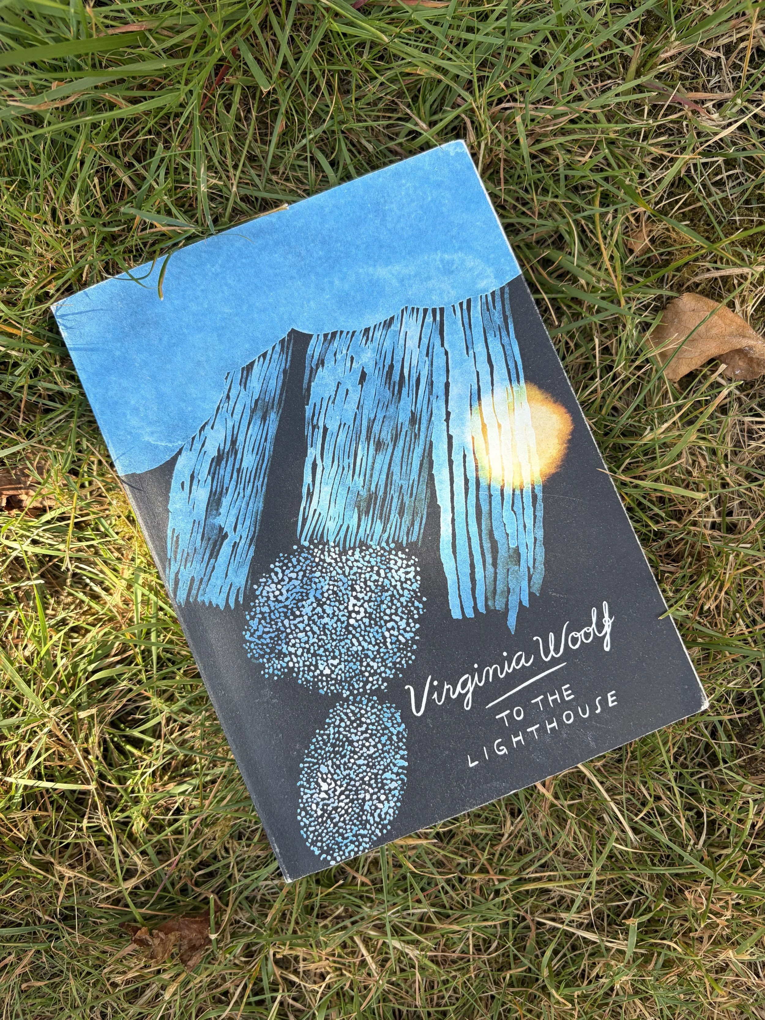 Book Review: To The Lighthouse