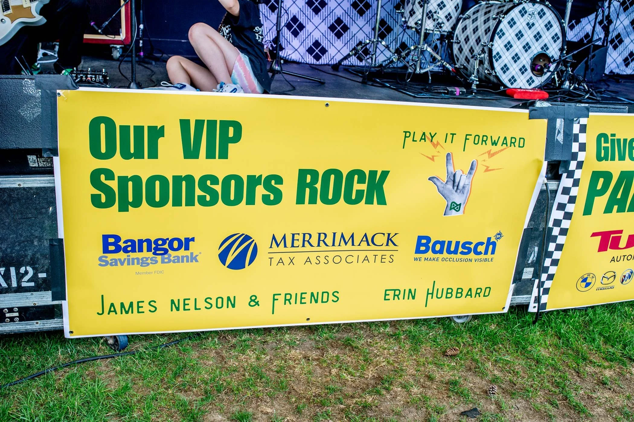 PlayItForward_2025_Web_001.jpg