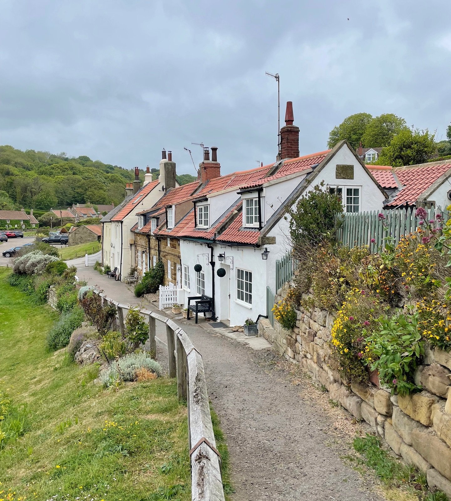 A few scenes from the Yorkshire coast, ft. seaside villages and the 7th century medieval Whitby Abbey 🌿