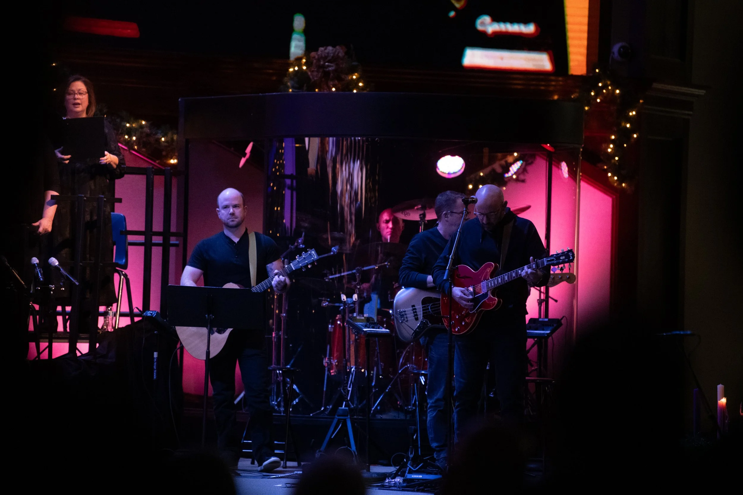 Christmas Spectacular-14.jpg