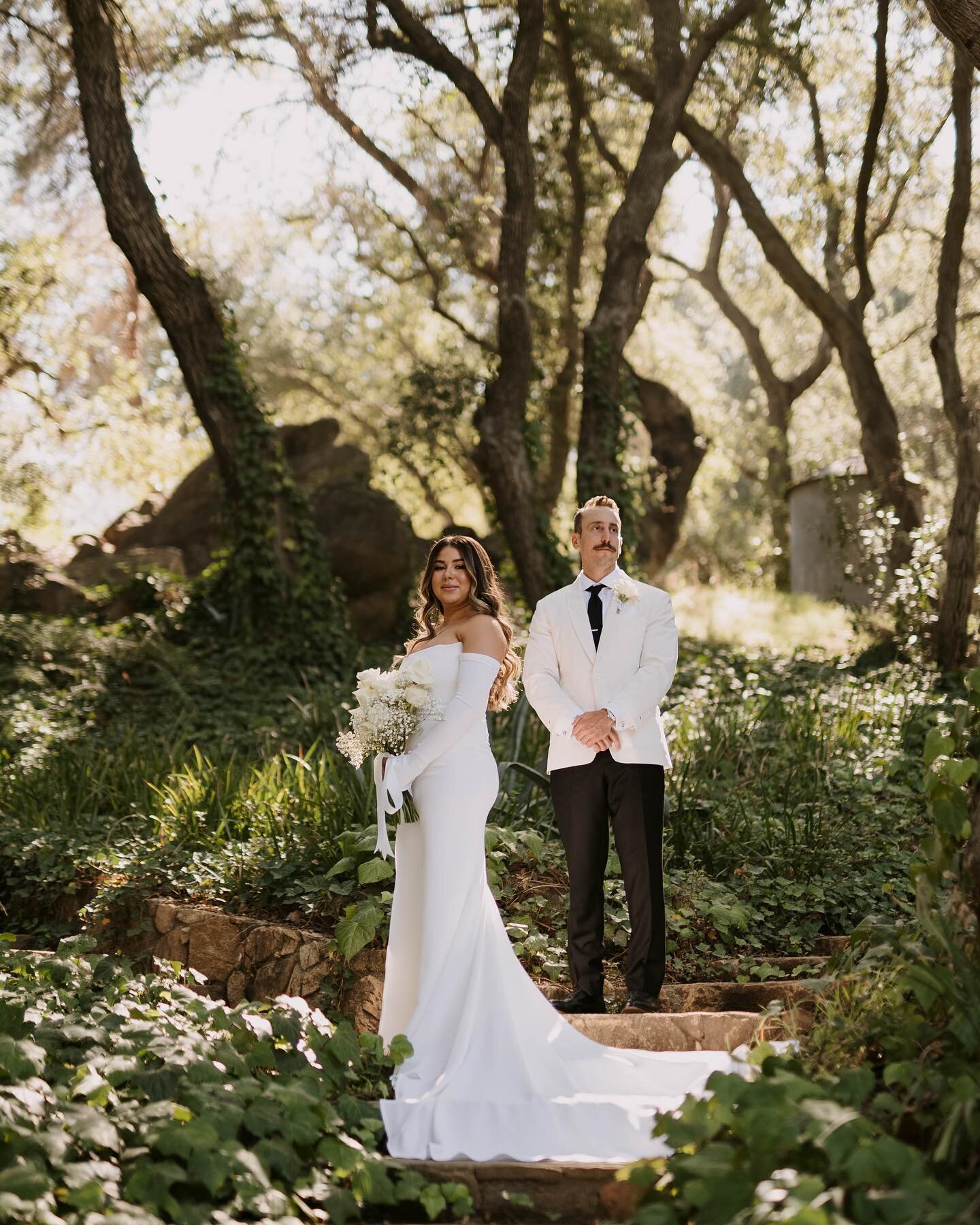 A moment for Mr. &amp; Mr. Place 

Venue:&nbsp;@theoaksatduncanlane
Photography:&nbsp;@titusandjo
Wedding dress:&nbsp;@akristinbridal,&nbsp;@love.sew.true
Makeup:&nbsp;@malloriemason
Hair:&nbsp;@latishamarcum
Rings:&nbsp;@happyjewelers
Suit:&nbsp;@sa