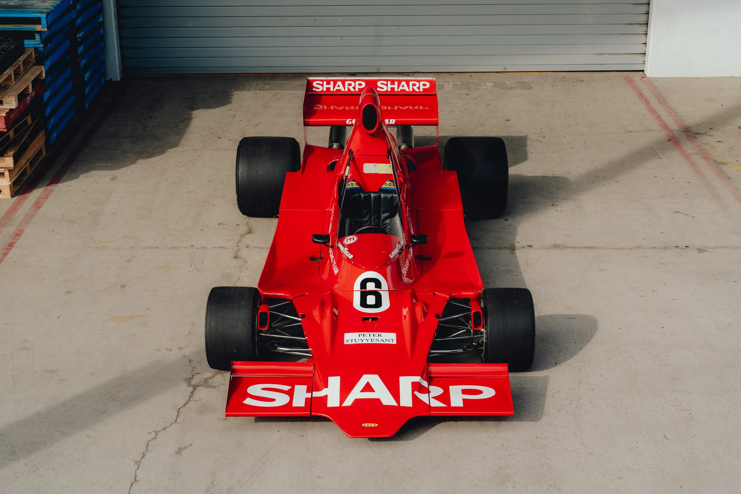 1975 AGP winning Lola T400 HU-2 F5000