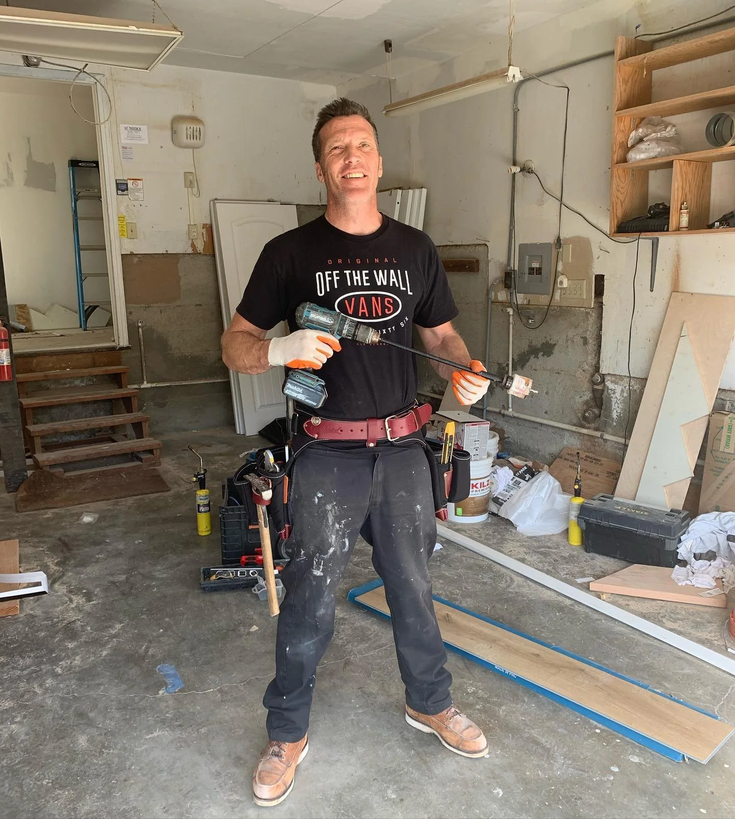 When you hire a contractor for the job, the contractor actually shows up at the job site regularly to make sure it&rsquo;s all done up to the highest standards. 

#santacruzcontractor #contractorlife #bagson #bootson #santacruzcalifornia