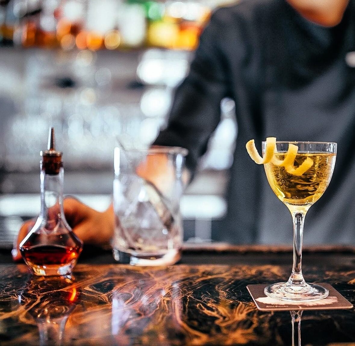 Who&rsquo;s looking forward to Martini o&rsquo;clock later? We&rsquo;d love to know what your drink of choice is. 
-
-
-
-
#martini #martinirosso #martinitime🍸 #martiniglass #coldsupplychain #supplychain #supplychainmanagement #maritime #maritimehis