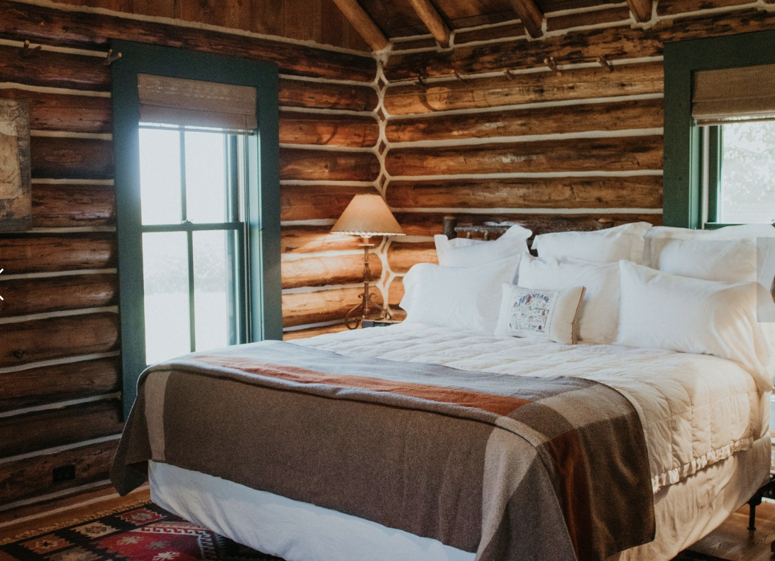 Martin Cabin_king.png