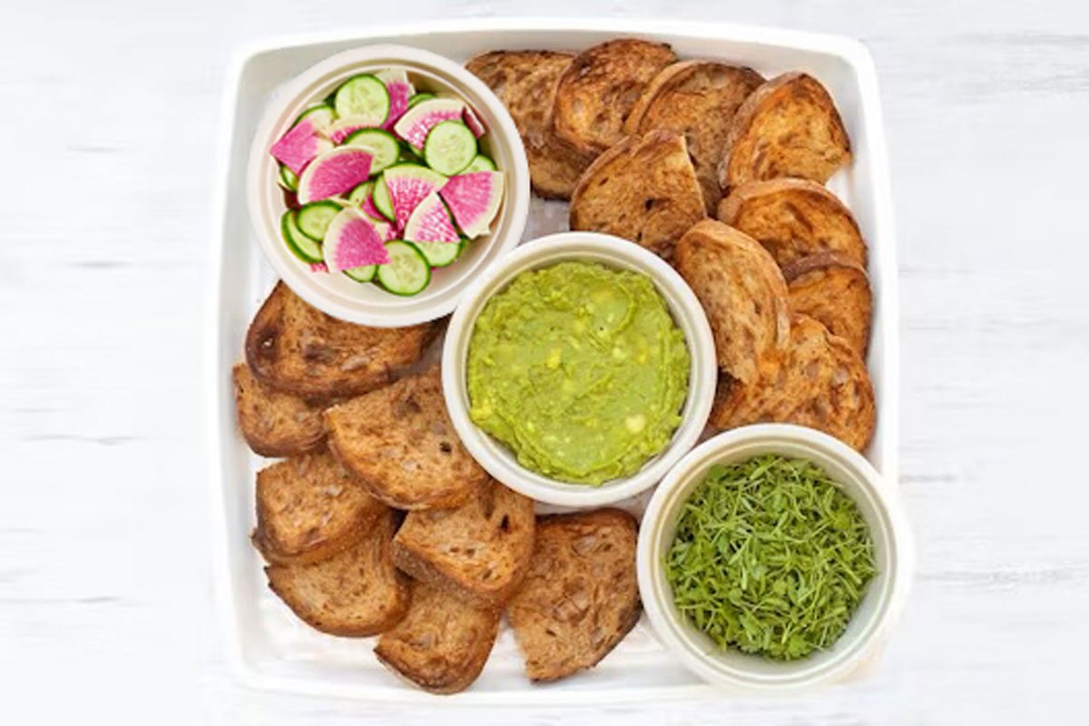 AVOCADO SMASH PLATTER