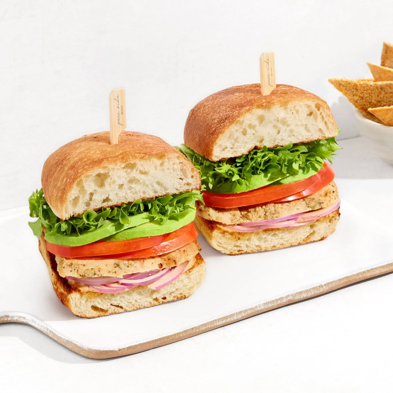 CALI CHICKEN SANDWICH