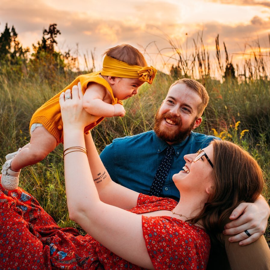 People LOVE to tell you what to expect once you have a baby. I&rsquo;m sure you&rsquo;ve heard &ldquo;you&rsquo;ll never sleep again&rdquo; or &ldquo;say goodbye to having time for yourself.&rdquo; It is kind of a shame that&rsquo;s the advice us mom