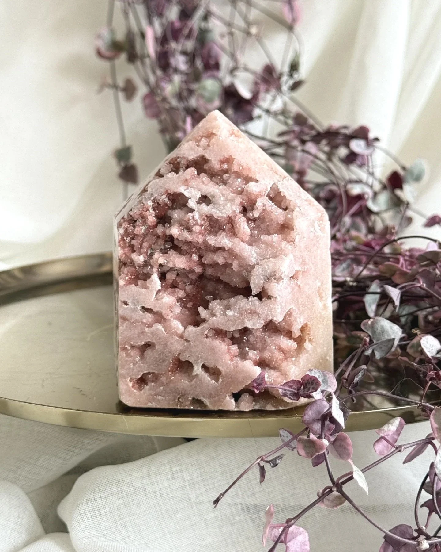 Pink Amethyst Tower - New Zealand