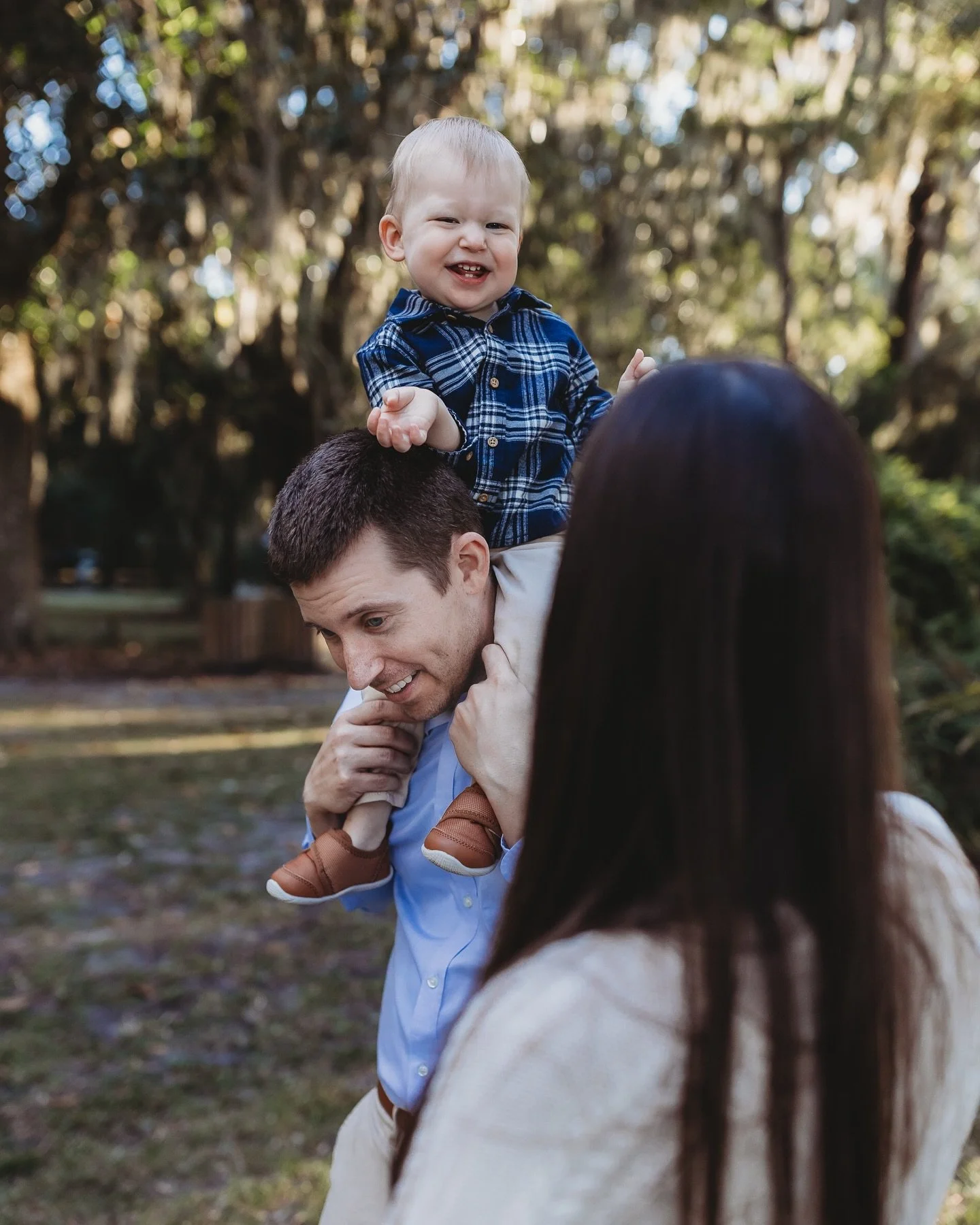 One of the reasons I love photographing families here in Northeast Florida is how many spots feel uniquely ours &mdash; oak trees, palm shadows, sunset light, and a view of the water all in one frame.
It&rsquo;s everything that makes this part of Flo