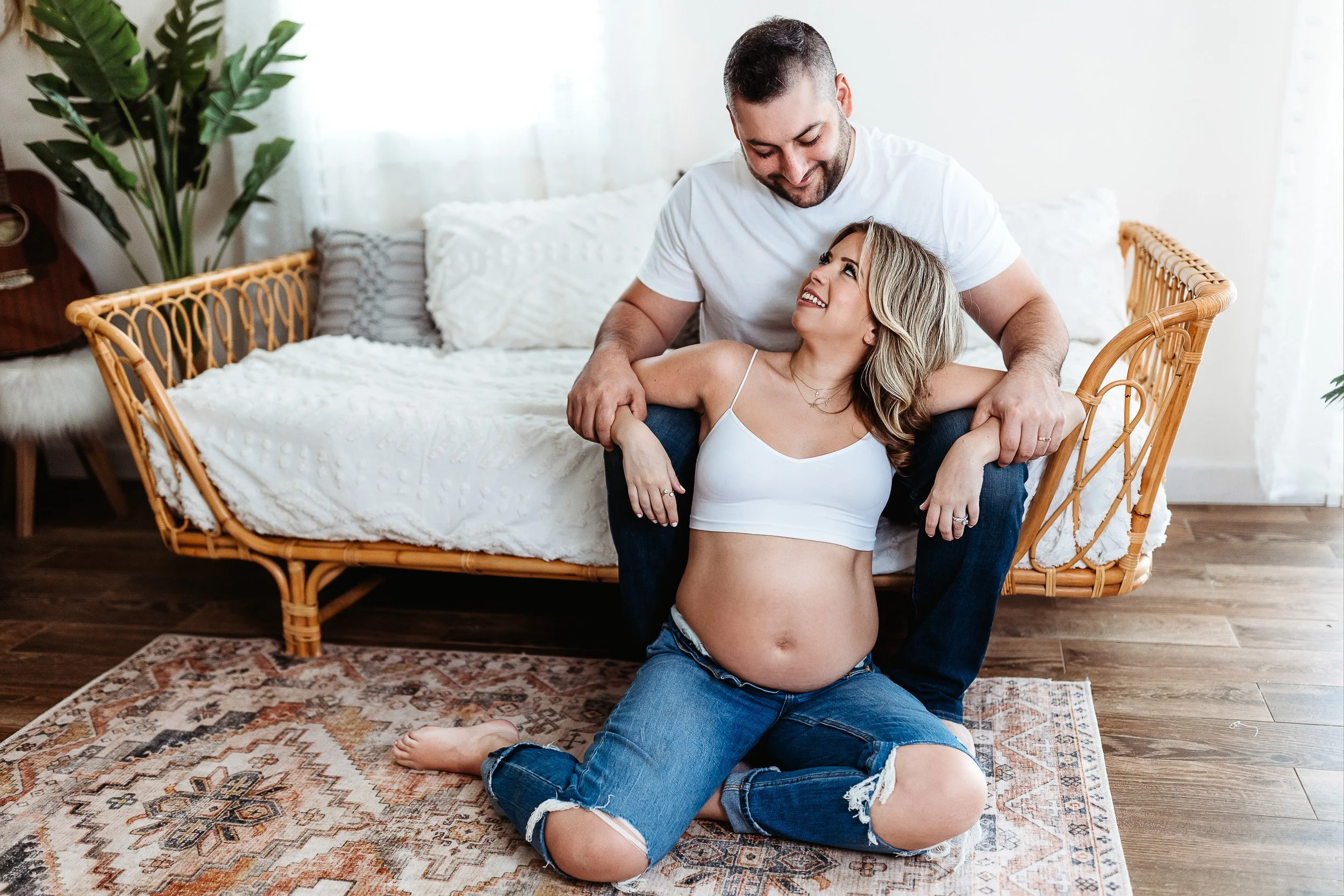 maternity session in a rental home in st augustine during a vacation