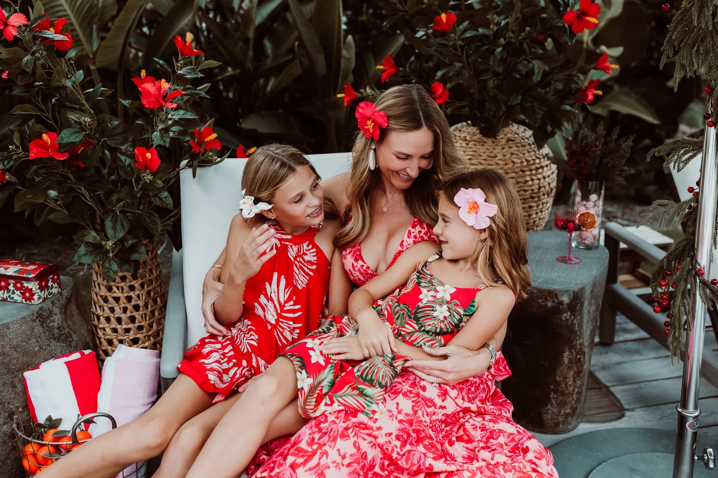 Red, pink and green tropical prints worn for a Florida family session