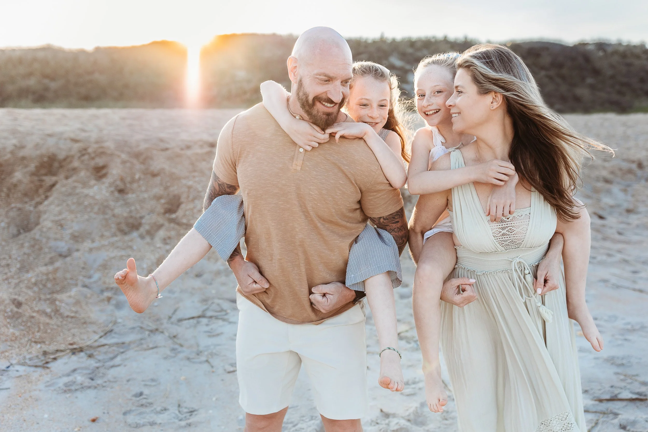 Neutral color palette for beach family photography
