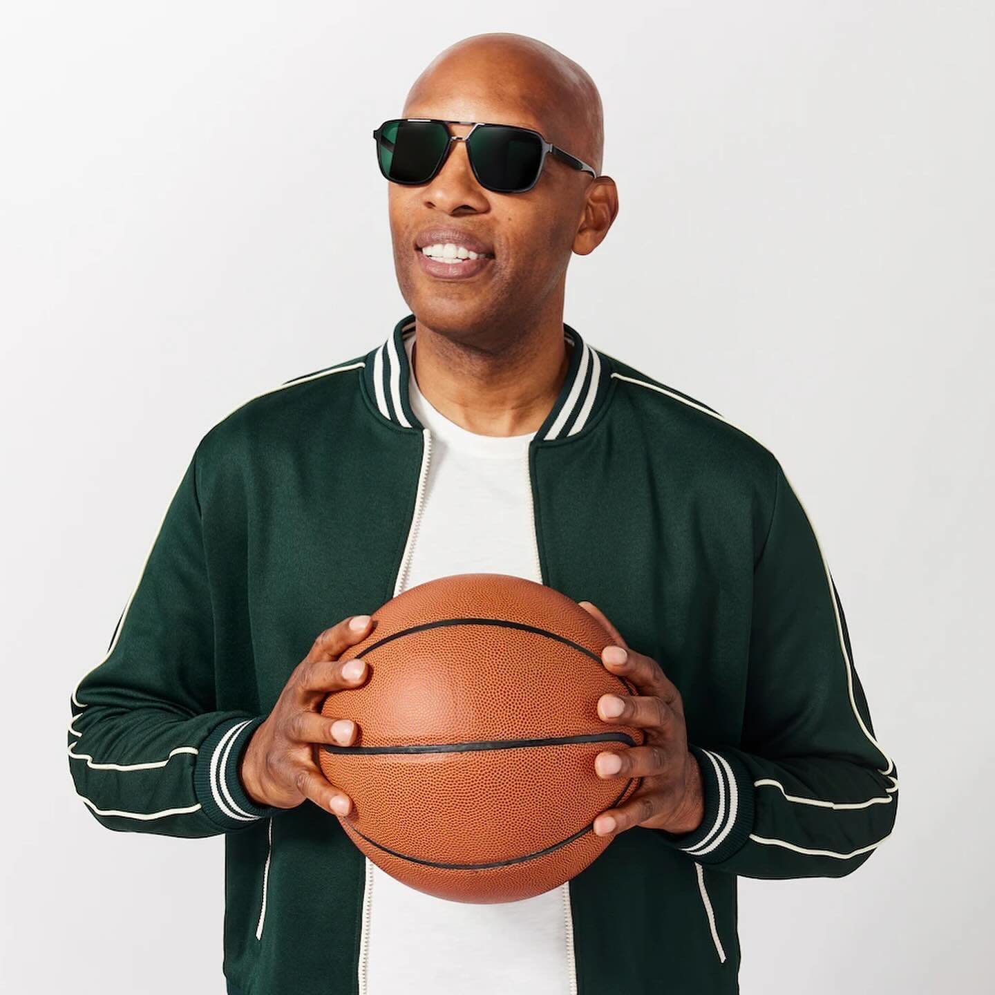 SAM CASSELL X ZENNI 

Check out the commercials during tomorrow&rsquo;s @celtics game!! Honored to have been part of this amazing team!

🍀

boston makeup artist, commercial makeup services boston, professional makeup artist boston, boston film indus