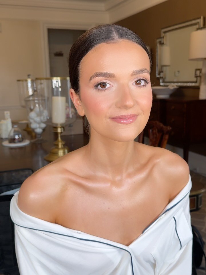 Hi friends! I know I&rsquo;ve been a bit silent on social media, but I&rsquo;m still working hard behind the scenes on a couple new &ldquo;endeavors&rdquo;! 😉 I can&rsquo;t wait to share more of that with you soon, but in the meantime here is my gor