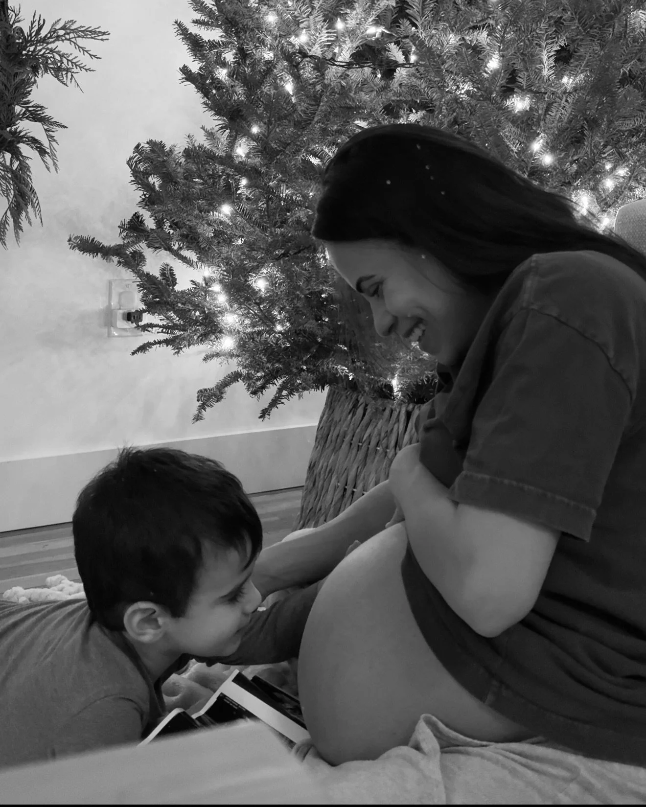Life has been so full lately. Full of love, full of special moments, in ways that left little space for sharing, but so much space for feeling. 😭🫶

Carrying one more heartbeat while watching our sweet boy begin to step into his role as a big brothe