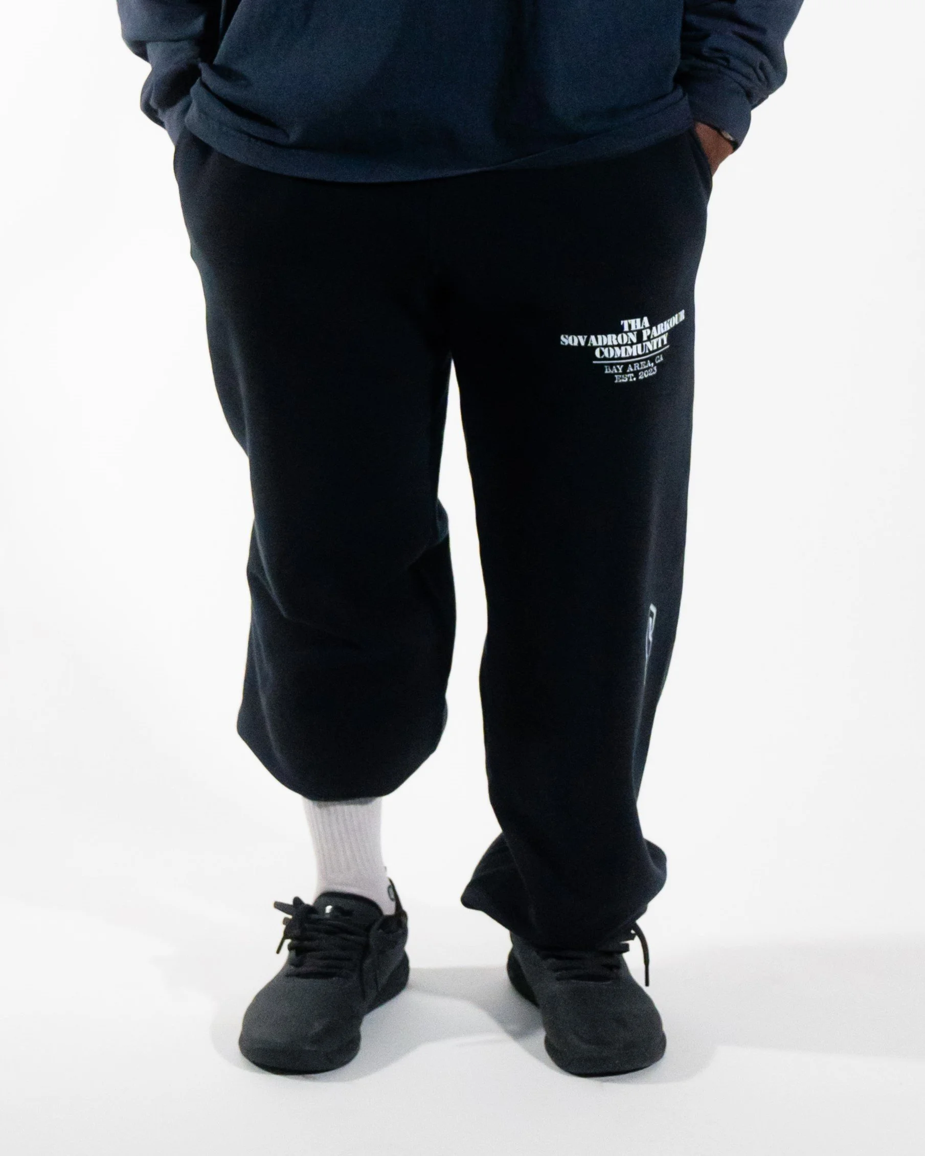 ESSENTIAL Set on Darryl-5.jpg
