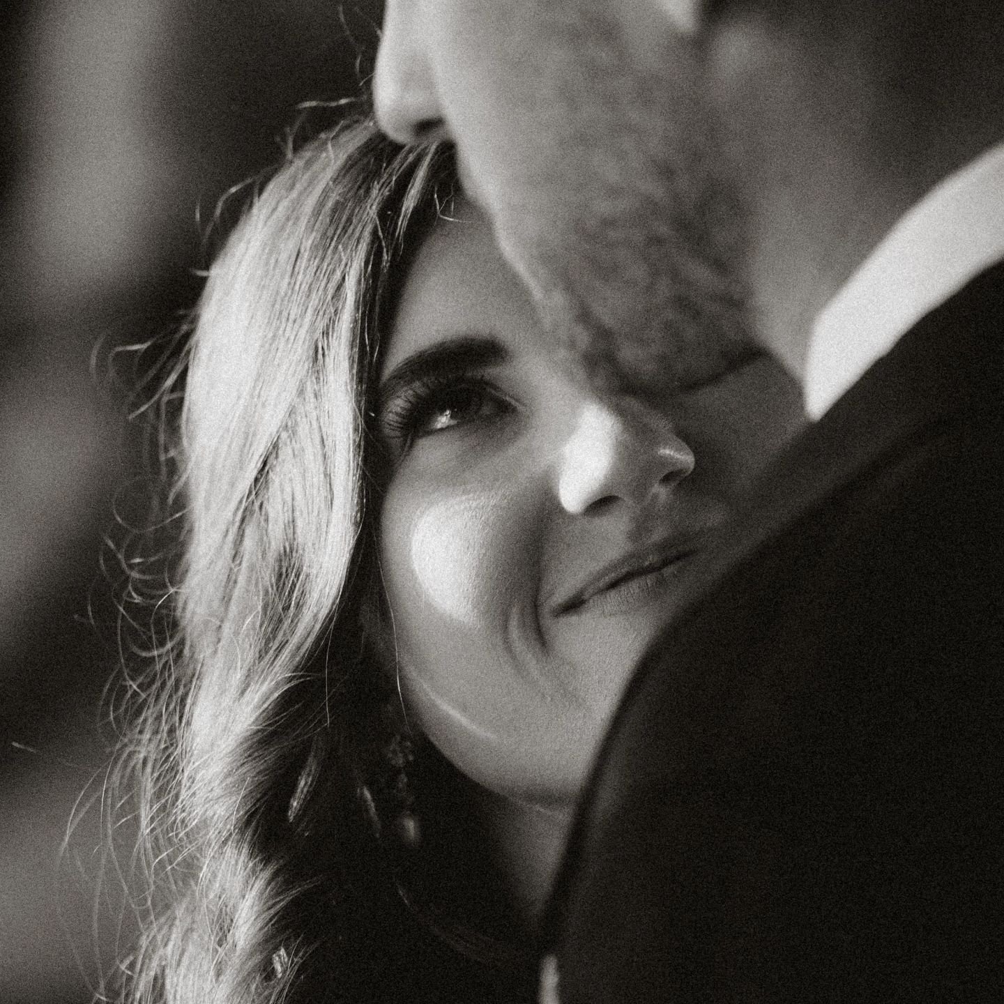 Some fave black and whites &amp; drones from the Benjamin wedding 🤍 delivered this gallery yesterday!! 

#michiganweddingphotographer #lansingweddingphotographer #grandrapidsweddingphotographer #detroitweddingphotographer #traversecityweddingphotogr