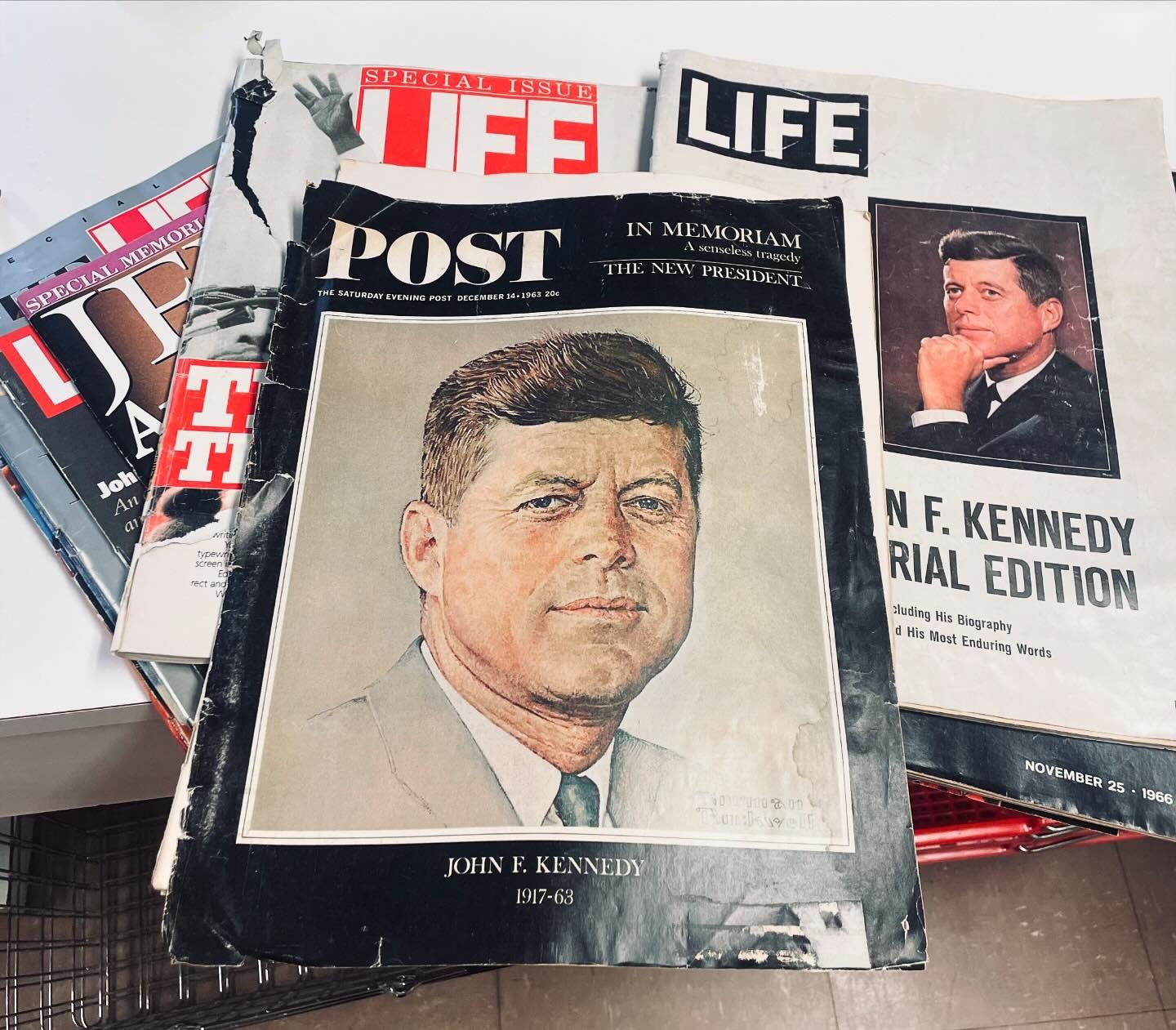Explore the past, embrace the vintage, and celebrate the timeless legacy of President John F. Kennedy with these vintage magazines! 

#vintagemagazine #jfk #lifemagazine #thrift