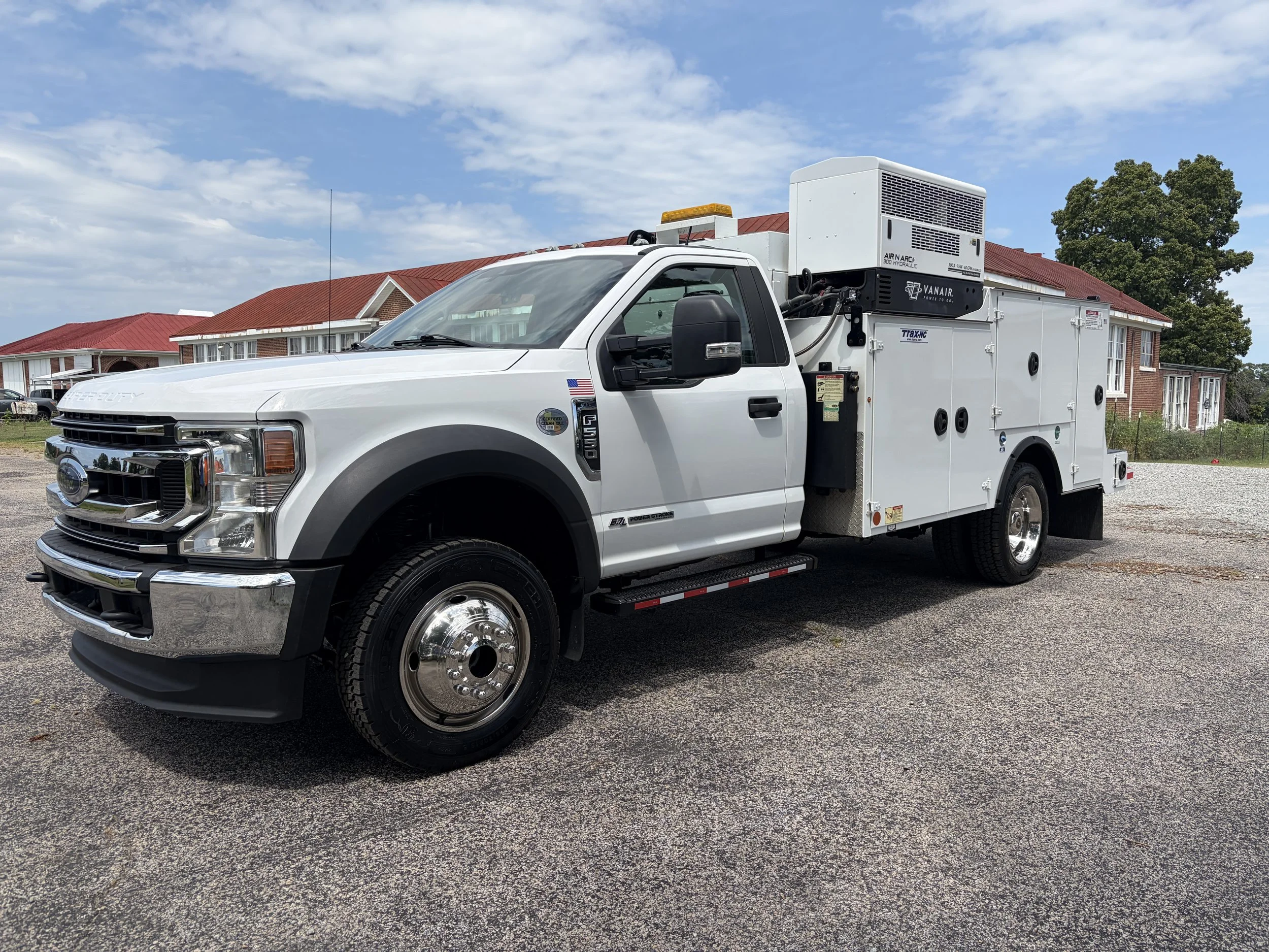2020 F550  4 X 4 Mechanics Service Truck