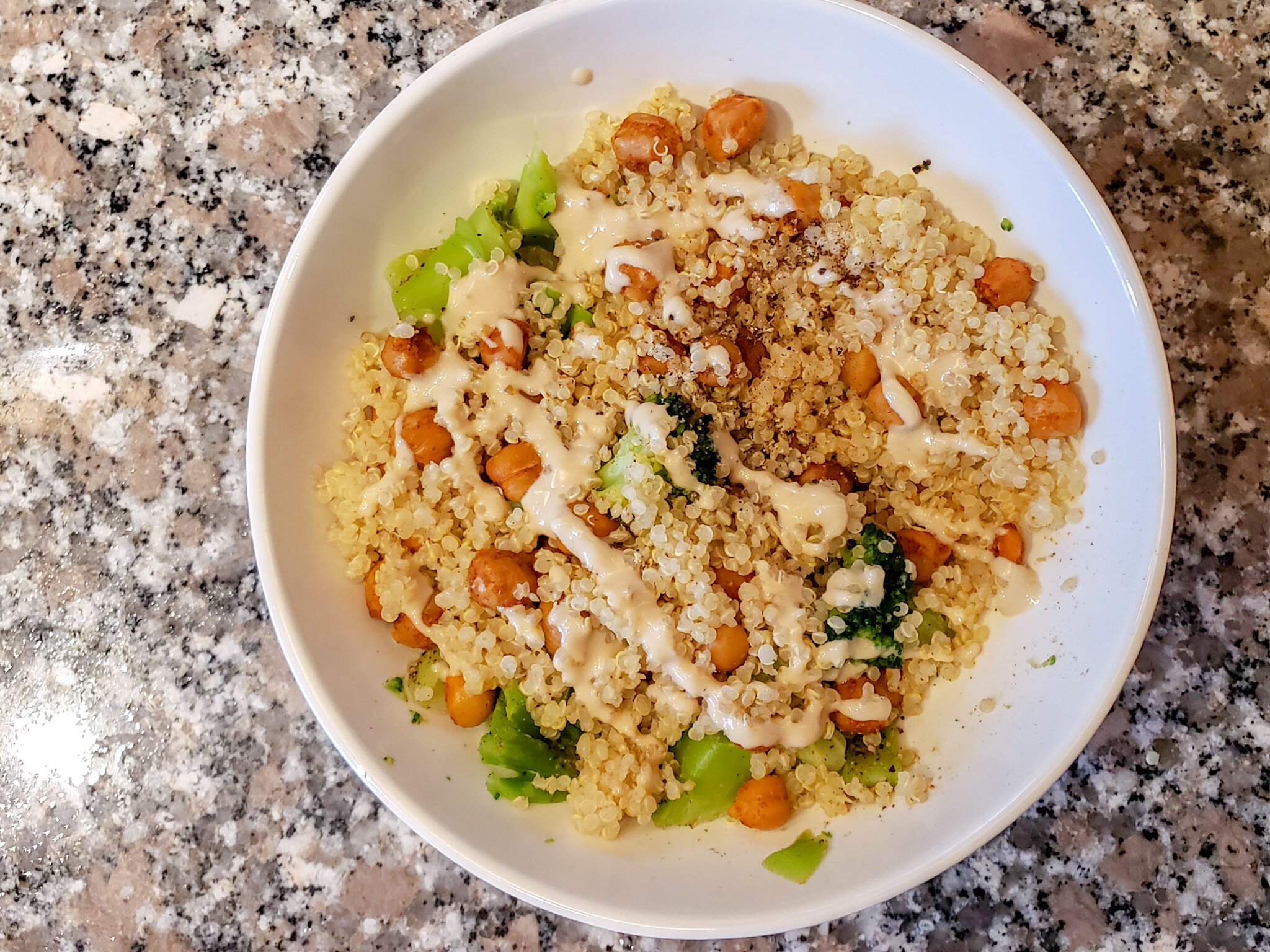 Healthy Vegan Lunch - Spicy Chickpeas and Tahini with Vegetables