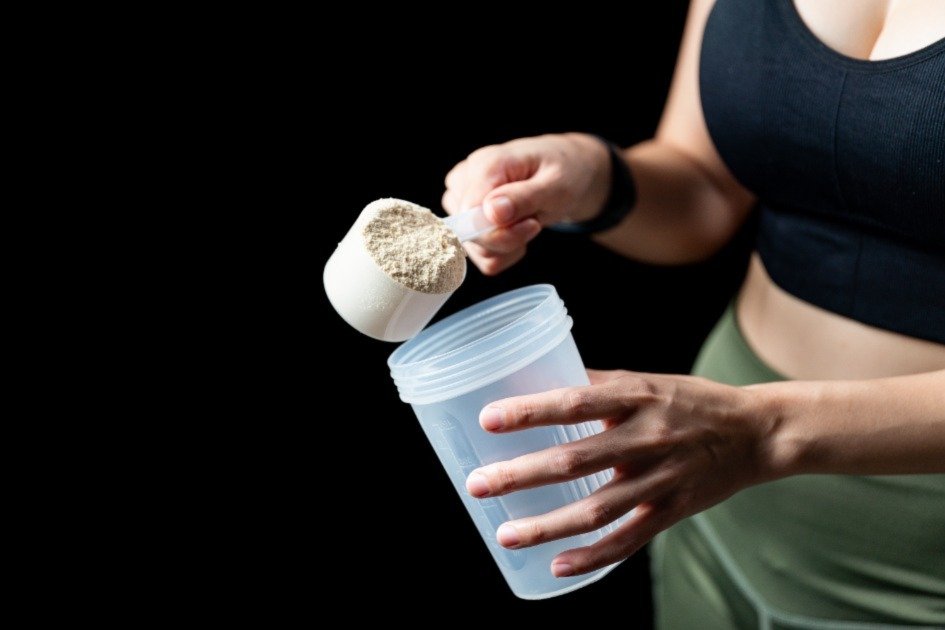 When to Drink Protein Shakes for Weight Loss as a Female — FuadFit