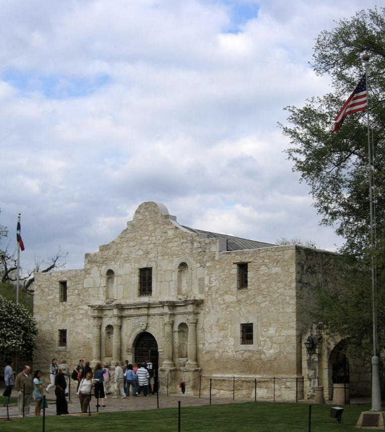 Alamo Mission in San Antonio - Ellabell14 at English Wikipedia, Public domain, via Wikimedia Commons