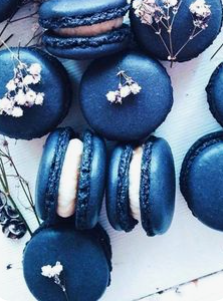 blue macaroons.PNG