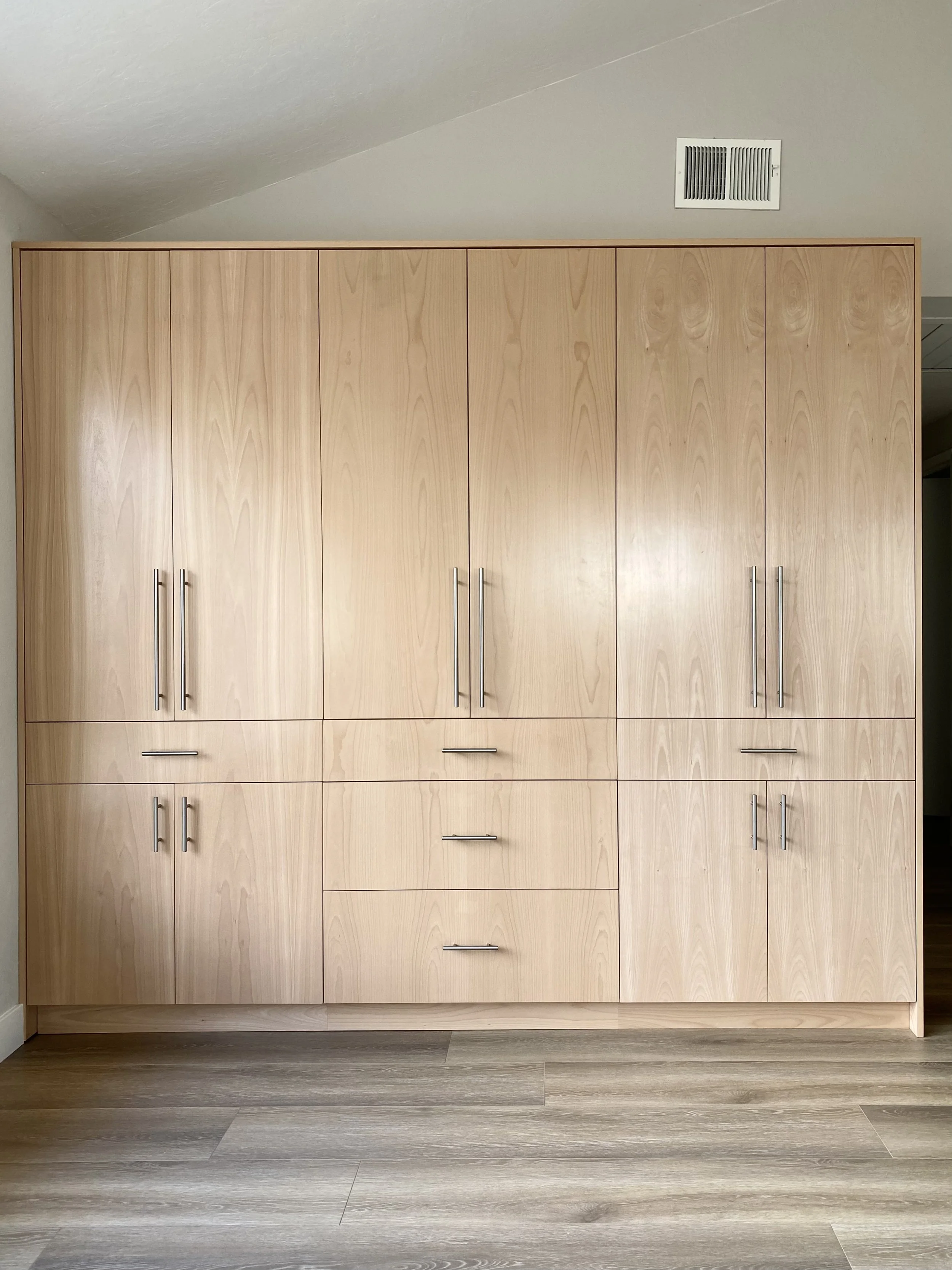 Designing a Breakfast Built-In