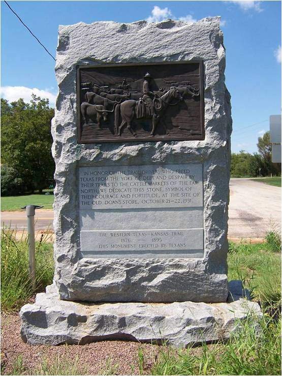 Doans_Western_Trail_monument.jpg