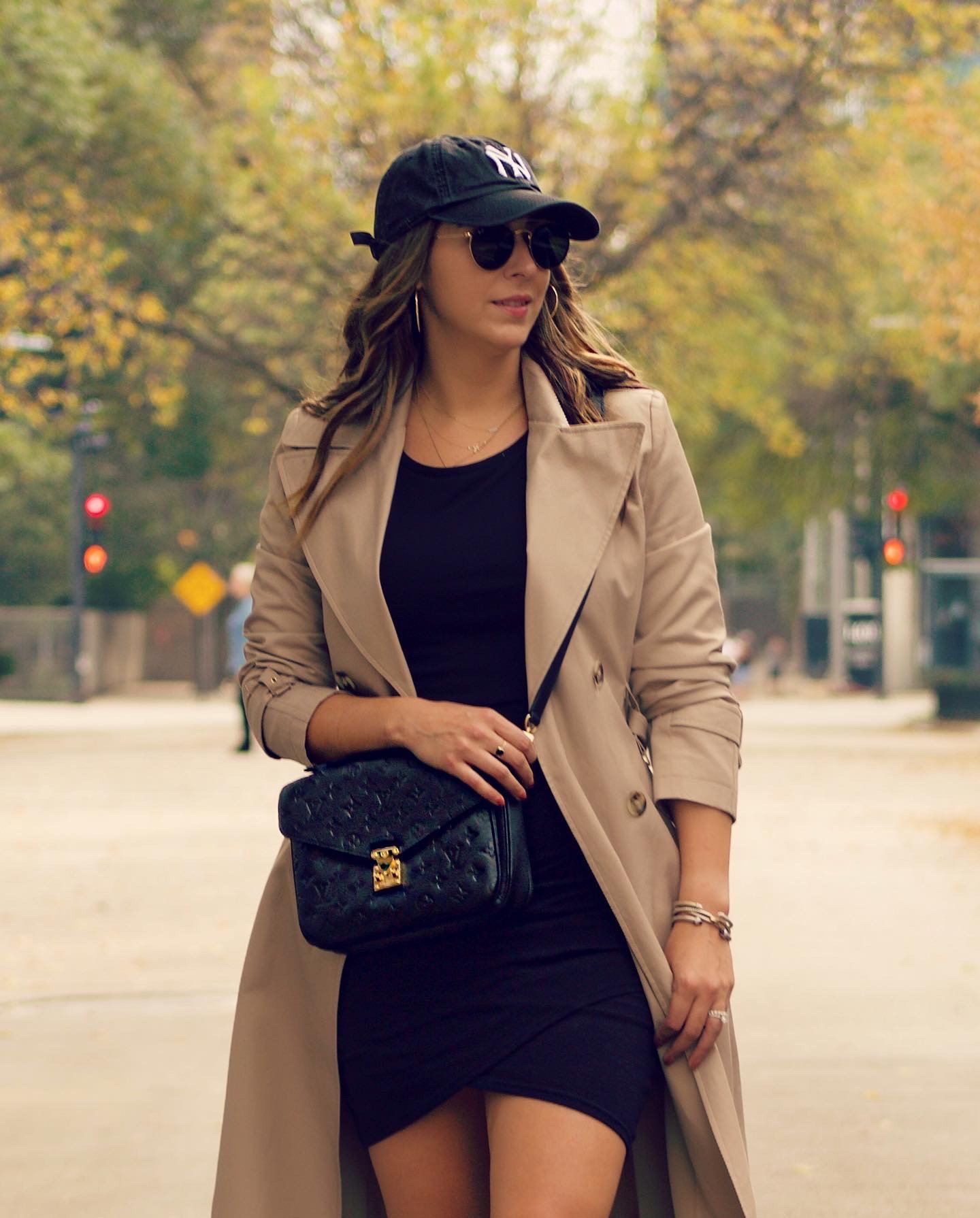 A Trench Coat is a MUST For Your Capsule Wardrobe- Fall Style