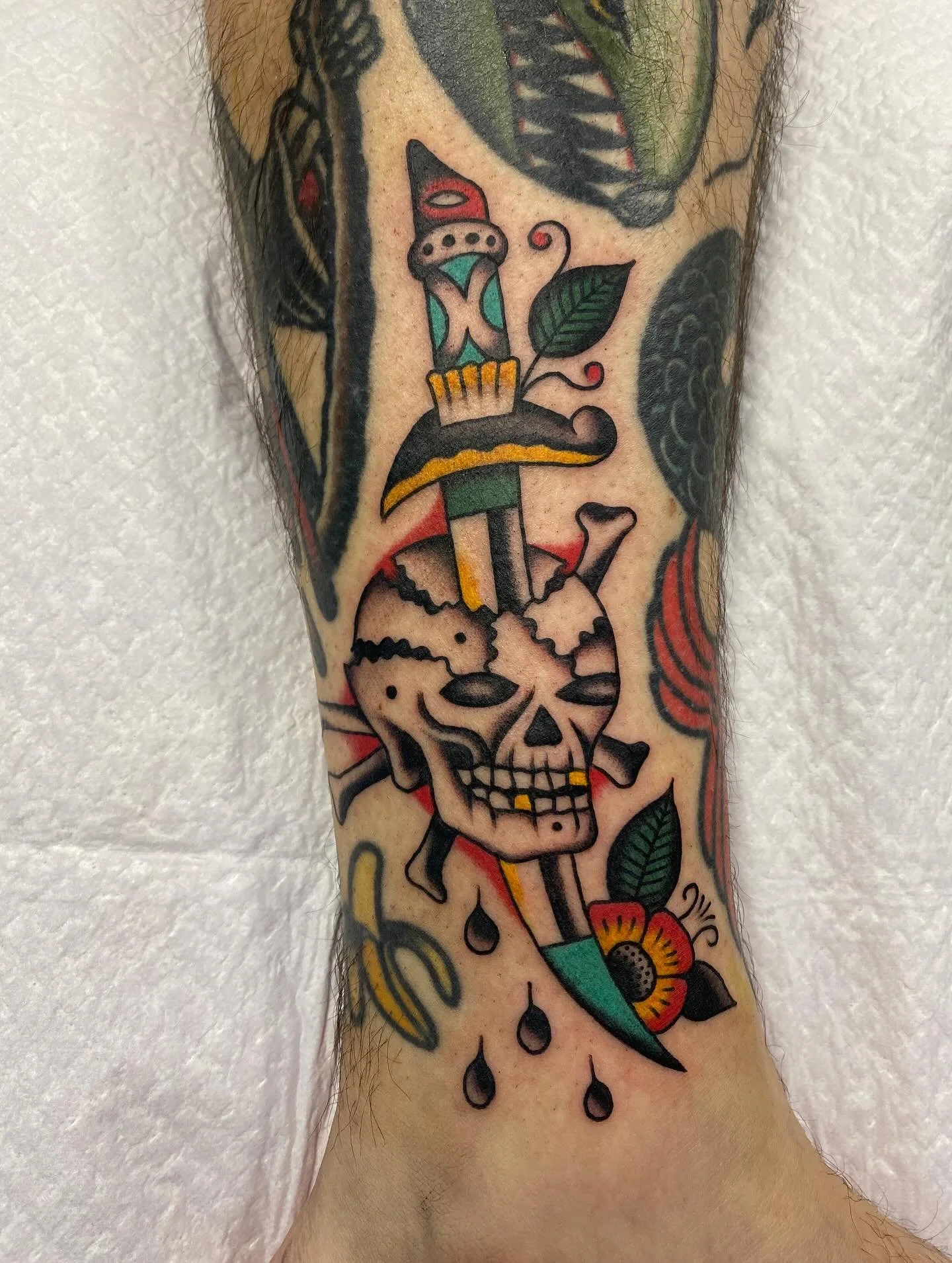 Super fun one drawn on for Lachlan. Thanks for trusting me to get this one on there for ya mate. Amongst a huge stack of names, @josh_todaro @mjforrest_ @melaniemilnetattoos happy to be on that list. 

Scattered time through October and November for 
