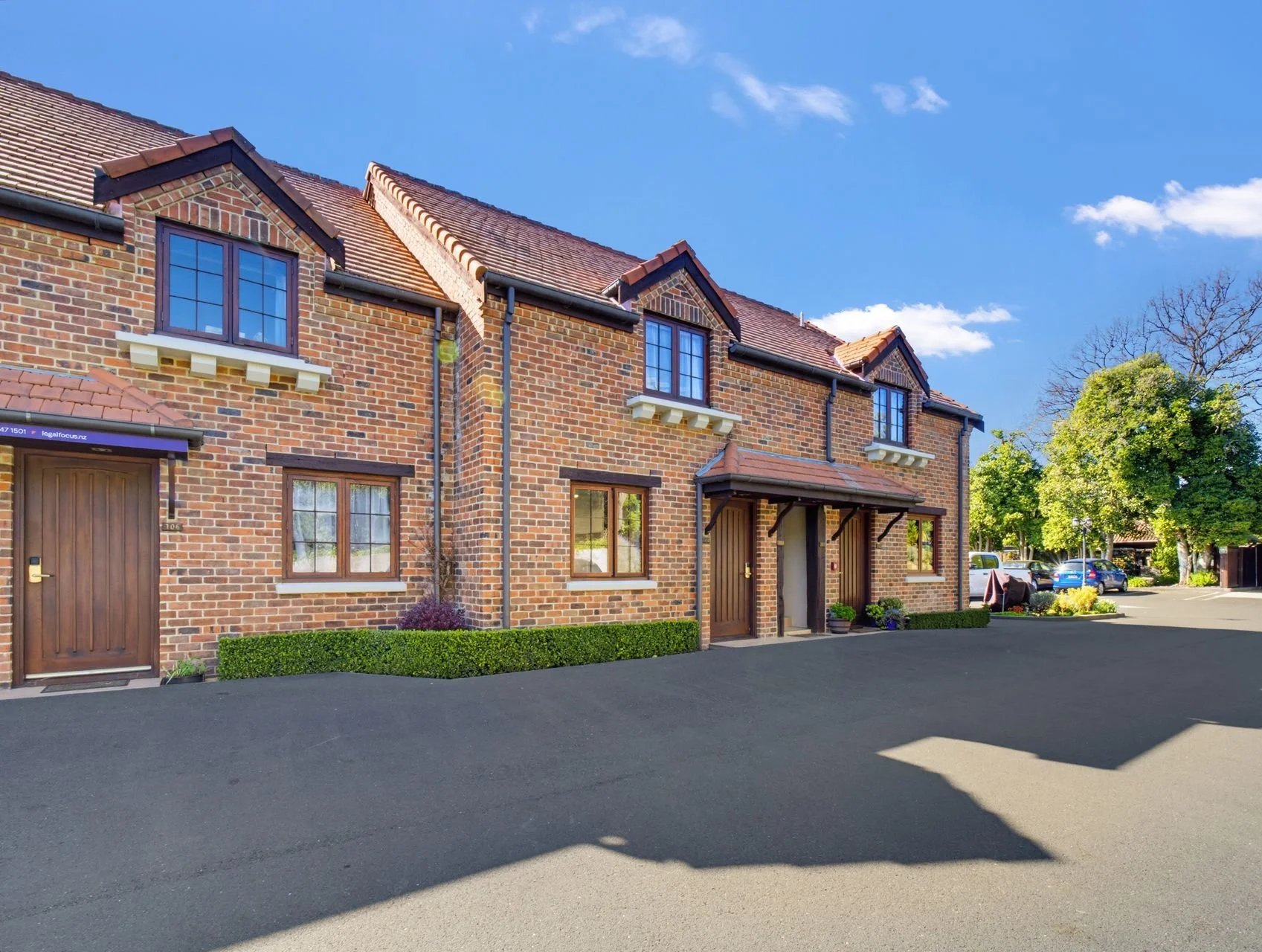 33/24 Quiet Woman Way - Enquiries Over $379,000