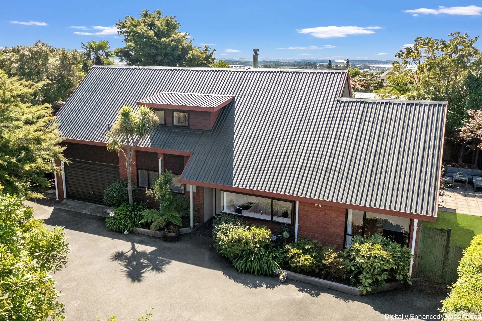 6 Milne Place, Richmond - Enquiries Over $925,000