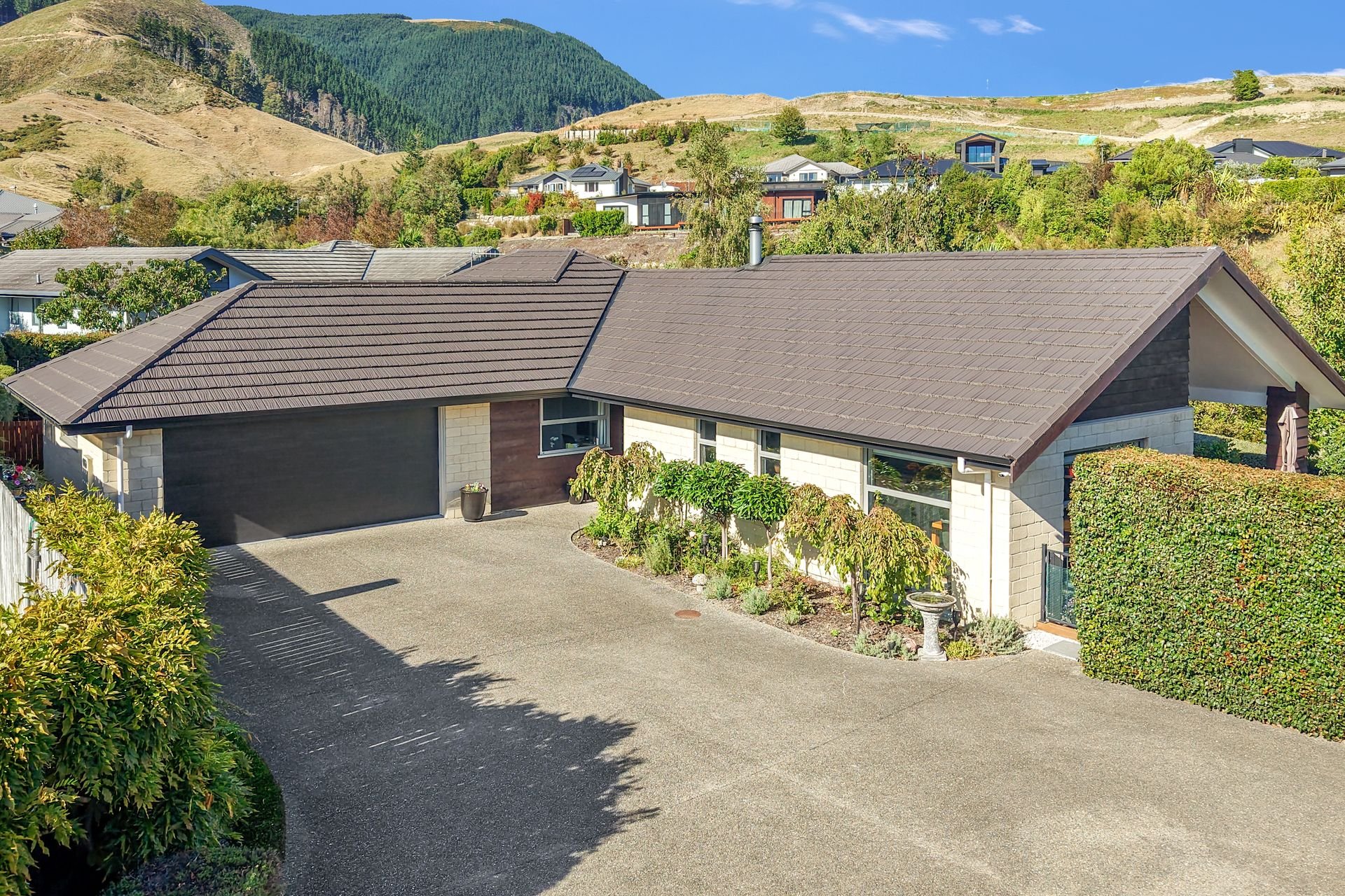 12 Sanctuary Drive, Stoke