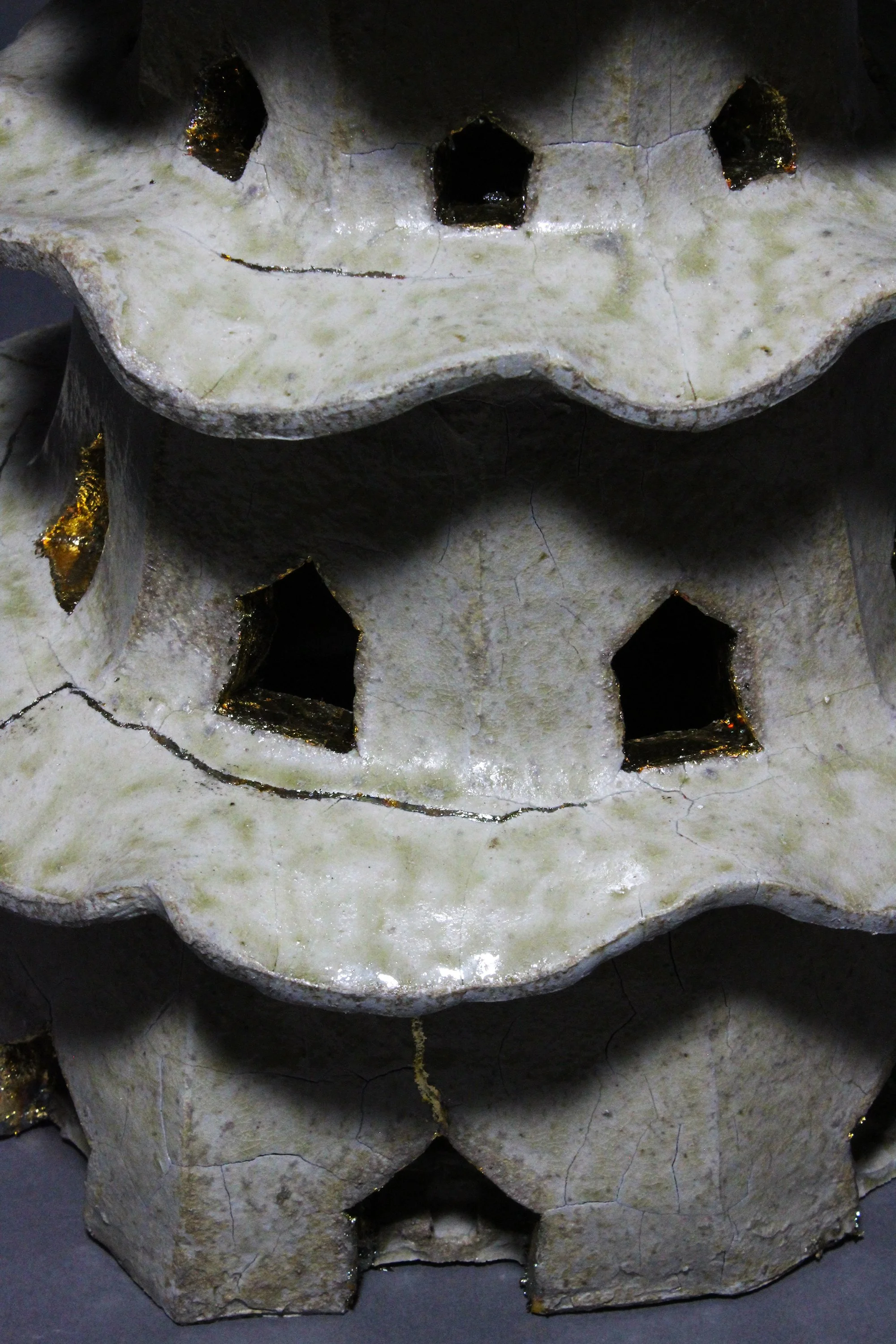 Questionnaire
Stoneware
11 x 11 x 20
