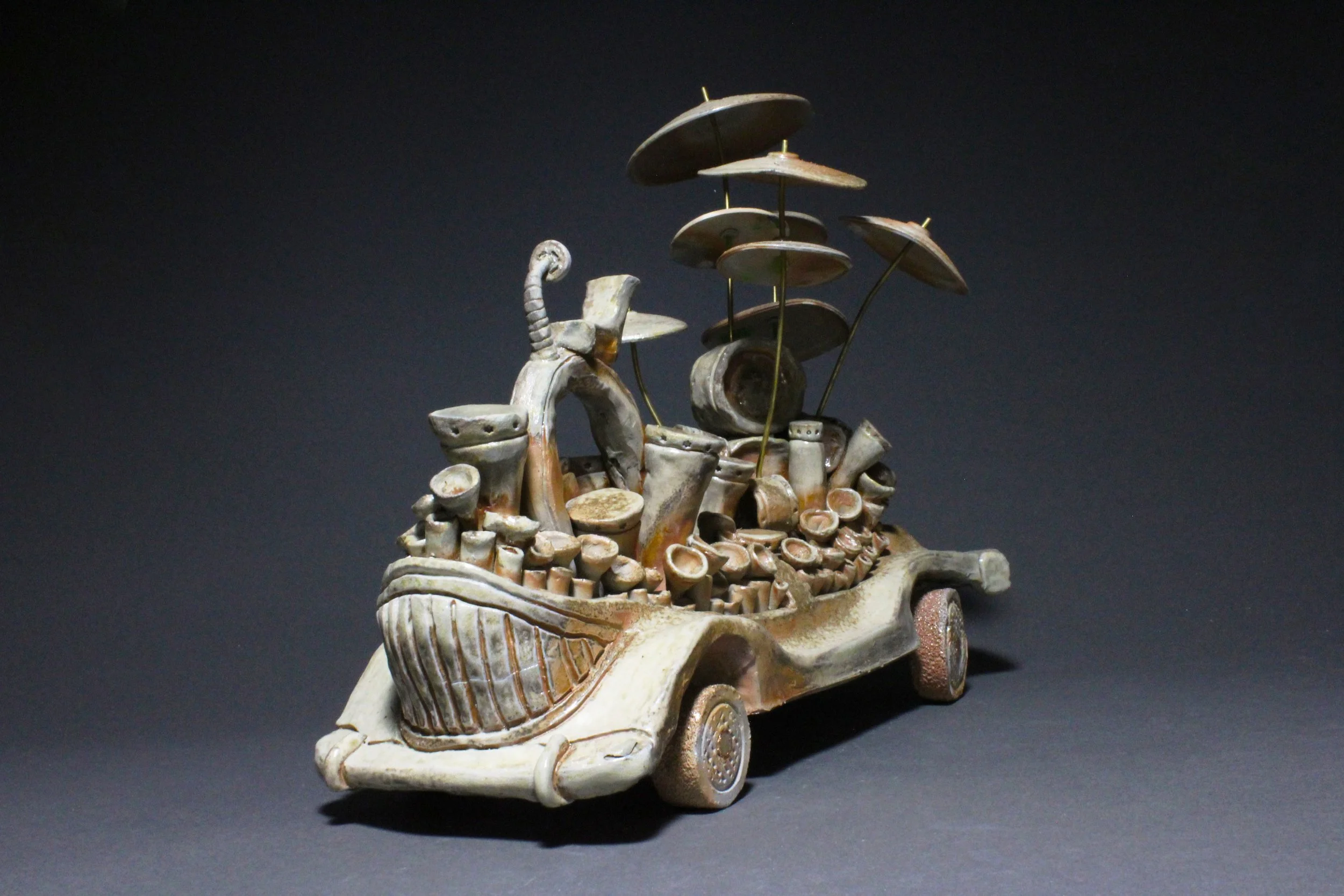 Speed of Sound
Stoneware, Brass, Copper
18 x 9 x 16”
