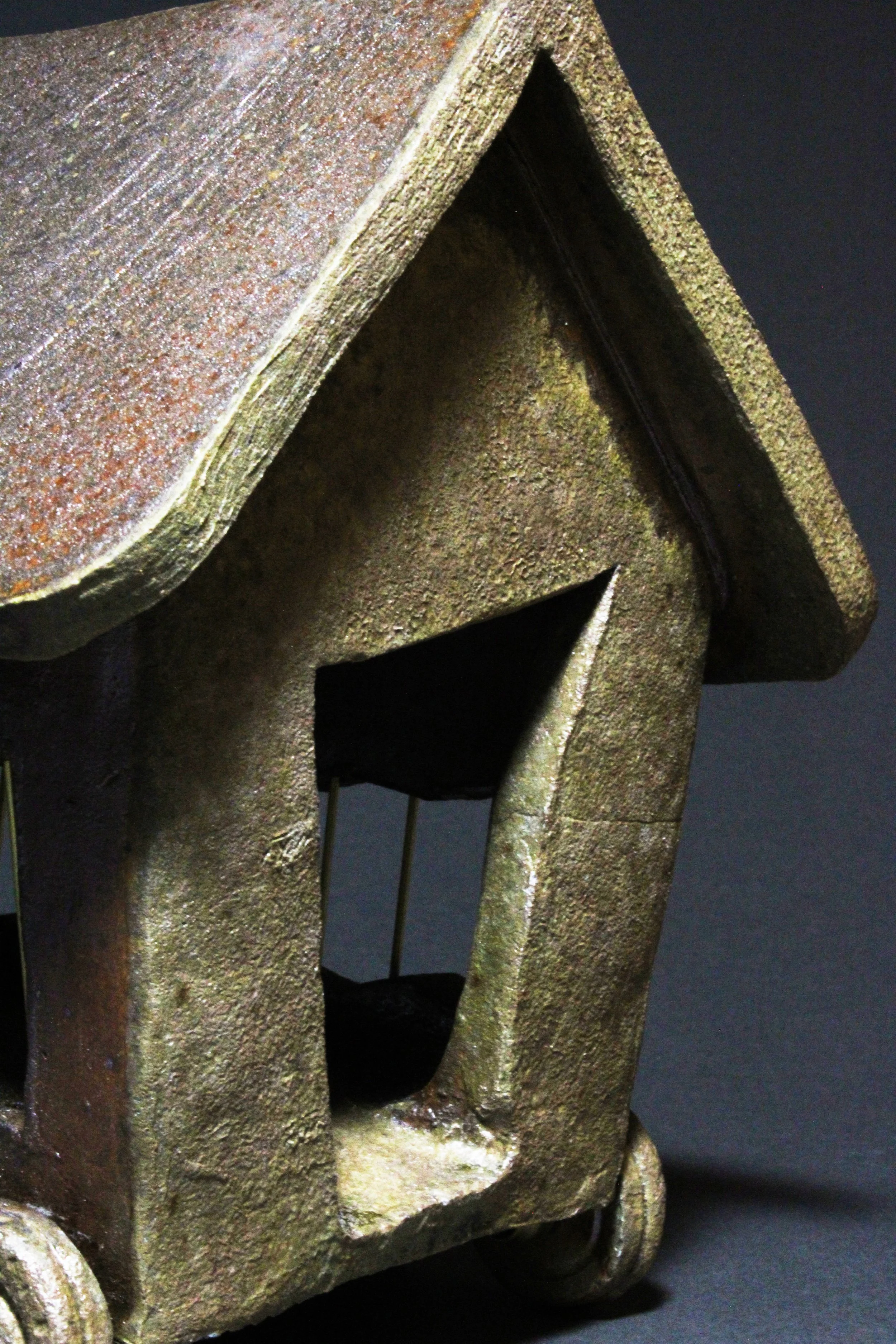 Box Car
Stoneware, Brass
13 x 8 x 10.5”
