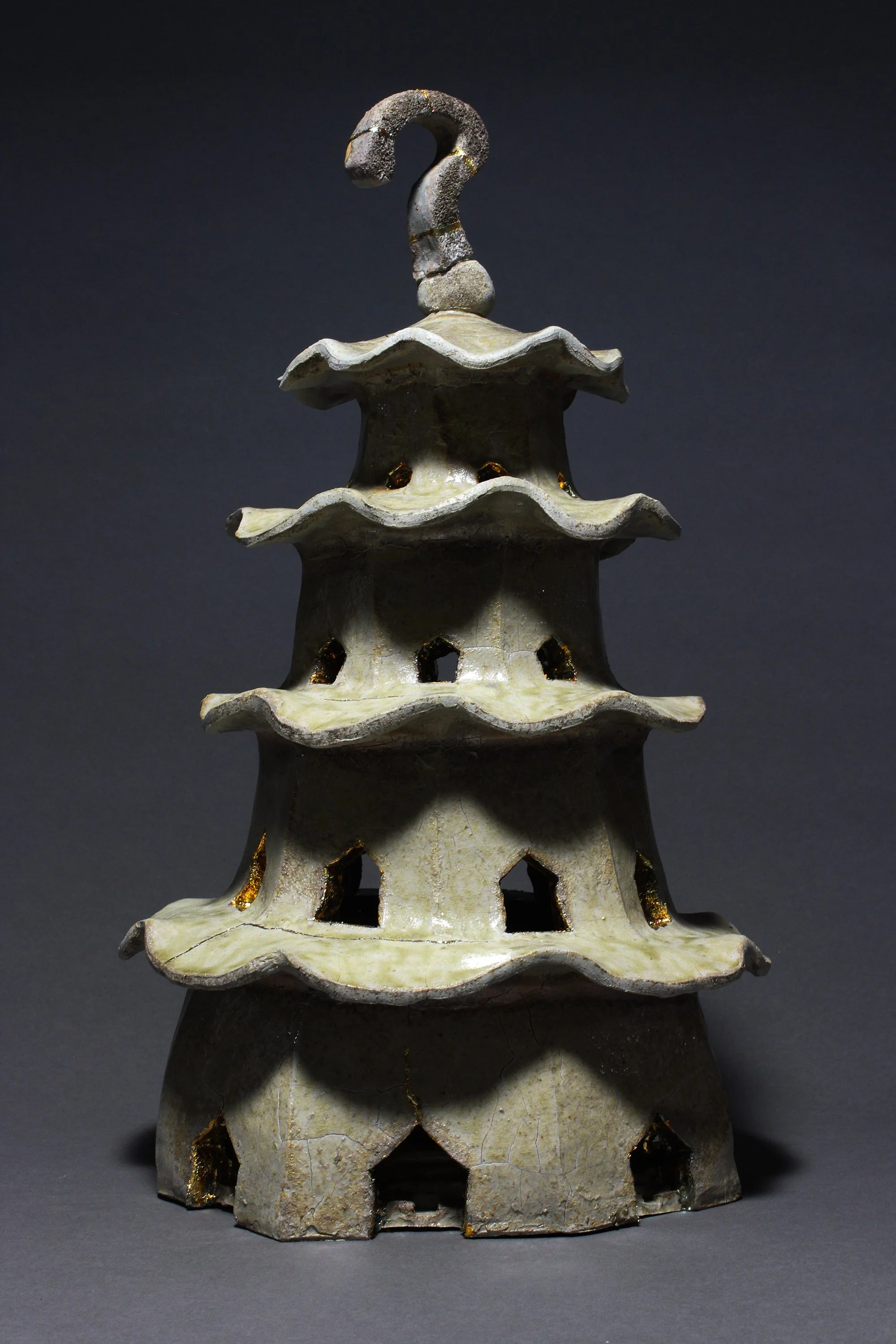 Questionnaire
Stoneware
11 x 11 x 20
