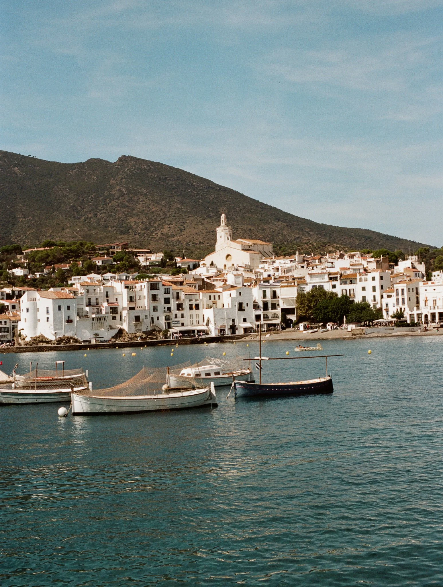 THE-PLEASURE-OF-LEISURE-INTERACTIVE-MAP-GUIDE-CADAQUES-SPAIN-VISTAS.jpg