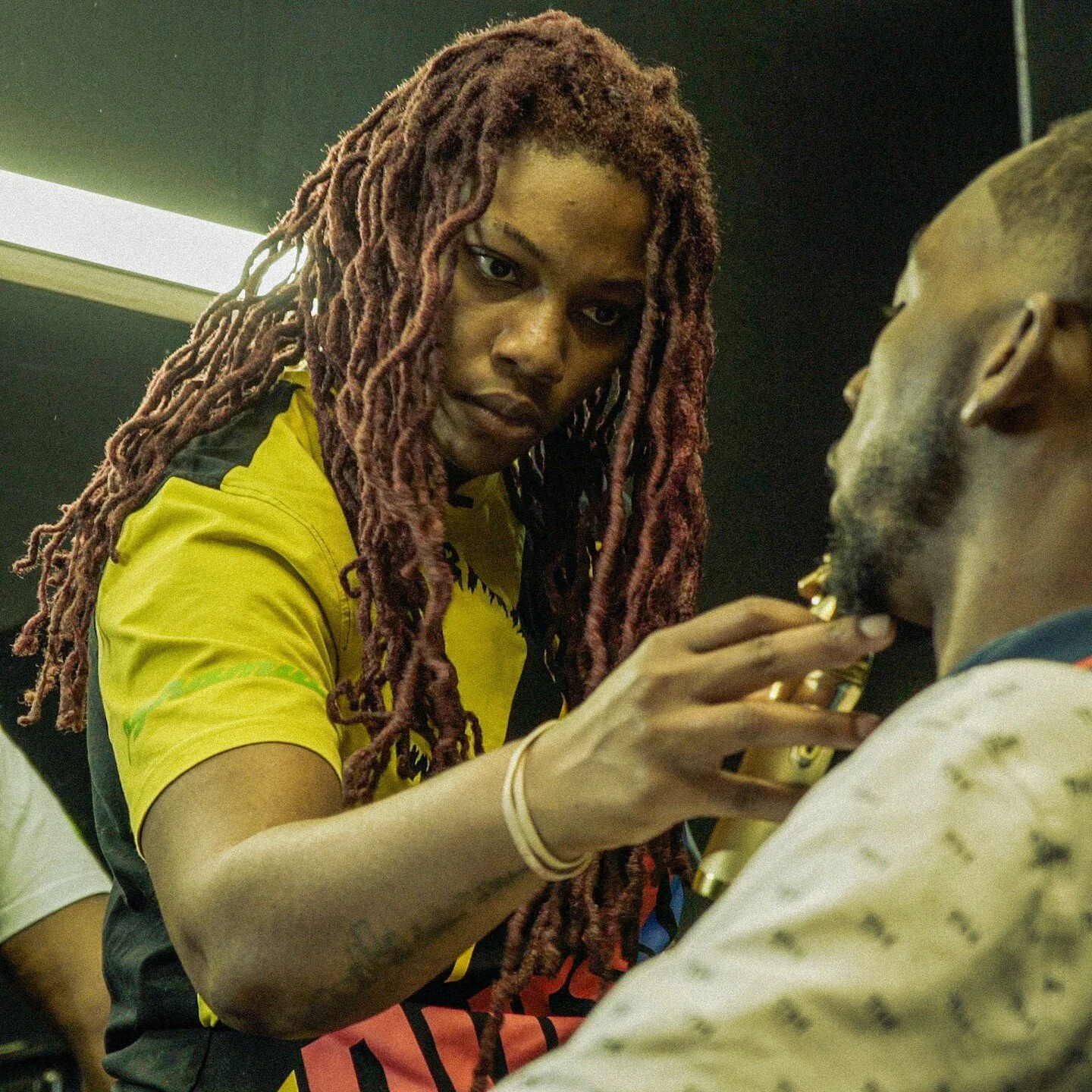 Huge thank you to the one and only @joeethebarba at @fb3barberlounge for sharing thoughts, spreading wisdom and representing #blackhaircare professionals everywhere in our upcoming documentary produced in partnership with @shopnilehair. 

Keep your e