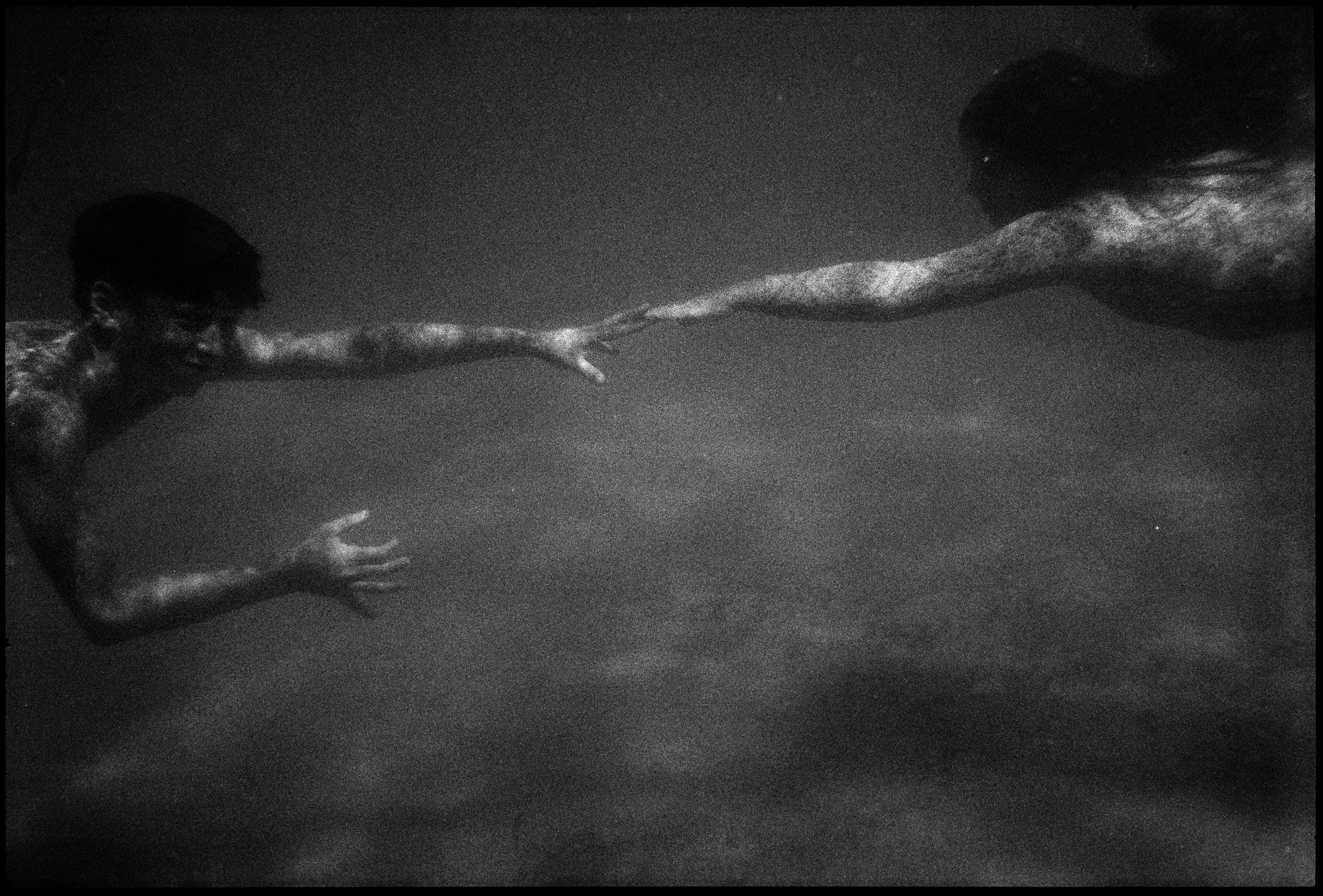 WEB_Ilford HP5+ Pushed to 1600 NIKONOS-2937.JPG
