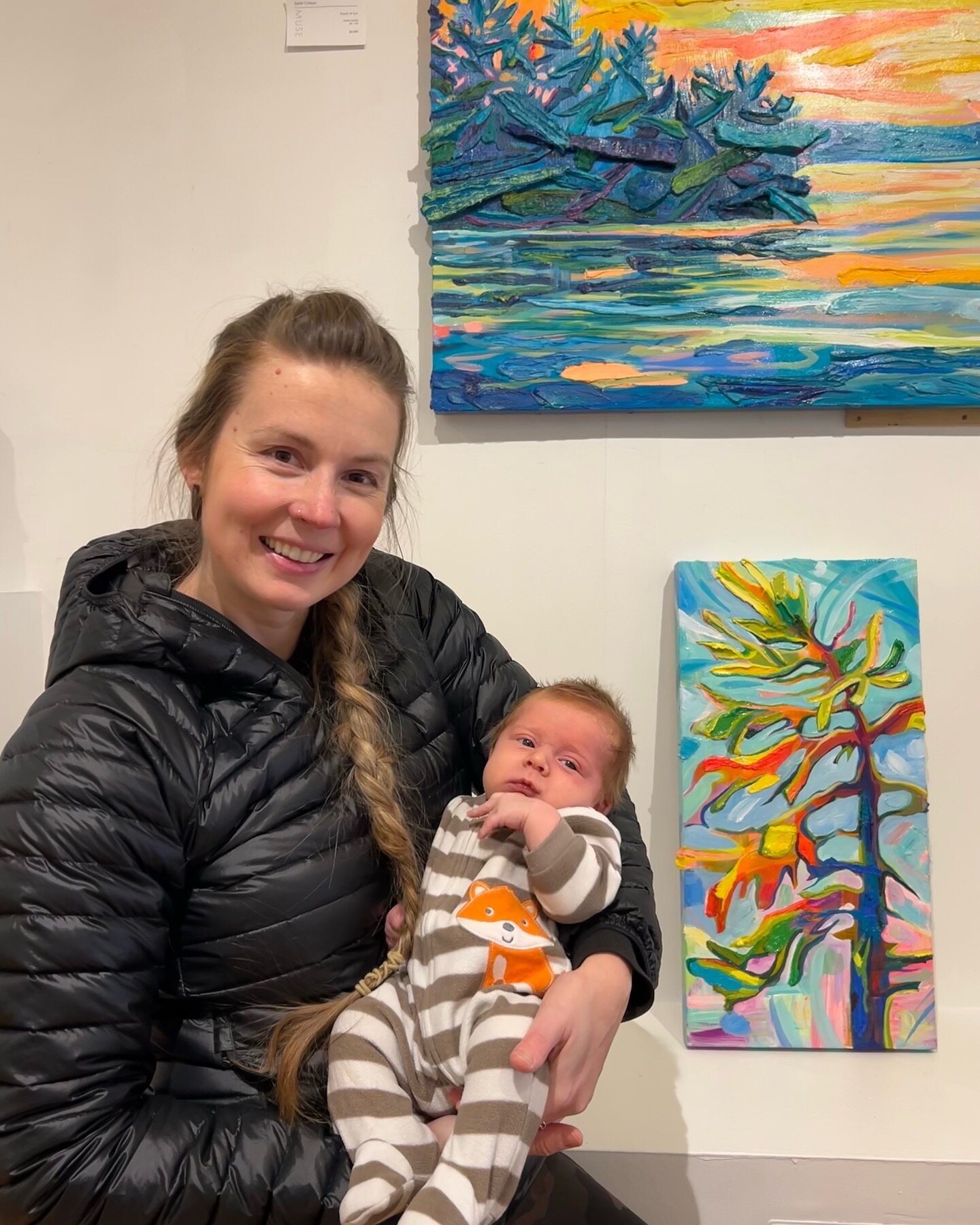 Throwback to Lynden&rsquo;s first gallery visit at 5 weeks (back when he had hair!). We dropped of 𝙇𝙞𝙩𝙩𝙡𝙚 𝙋𝙞𝙣𝙚 which has has since found its home through @musegallery_toronto 
Behind us is 𝙏𝙤𝙪𝙘𝙝 𝙤𝙛 𝙎𝙪𝙣, a 36&rdquo; x 60&rdquo; oil