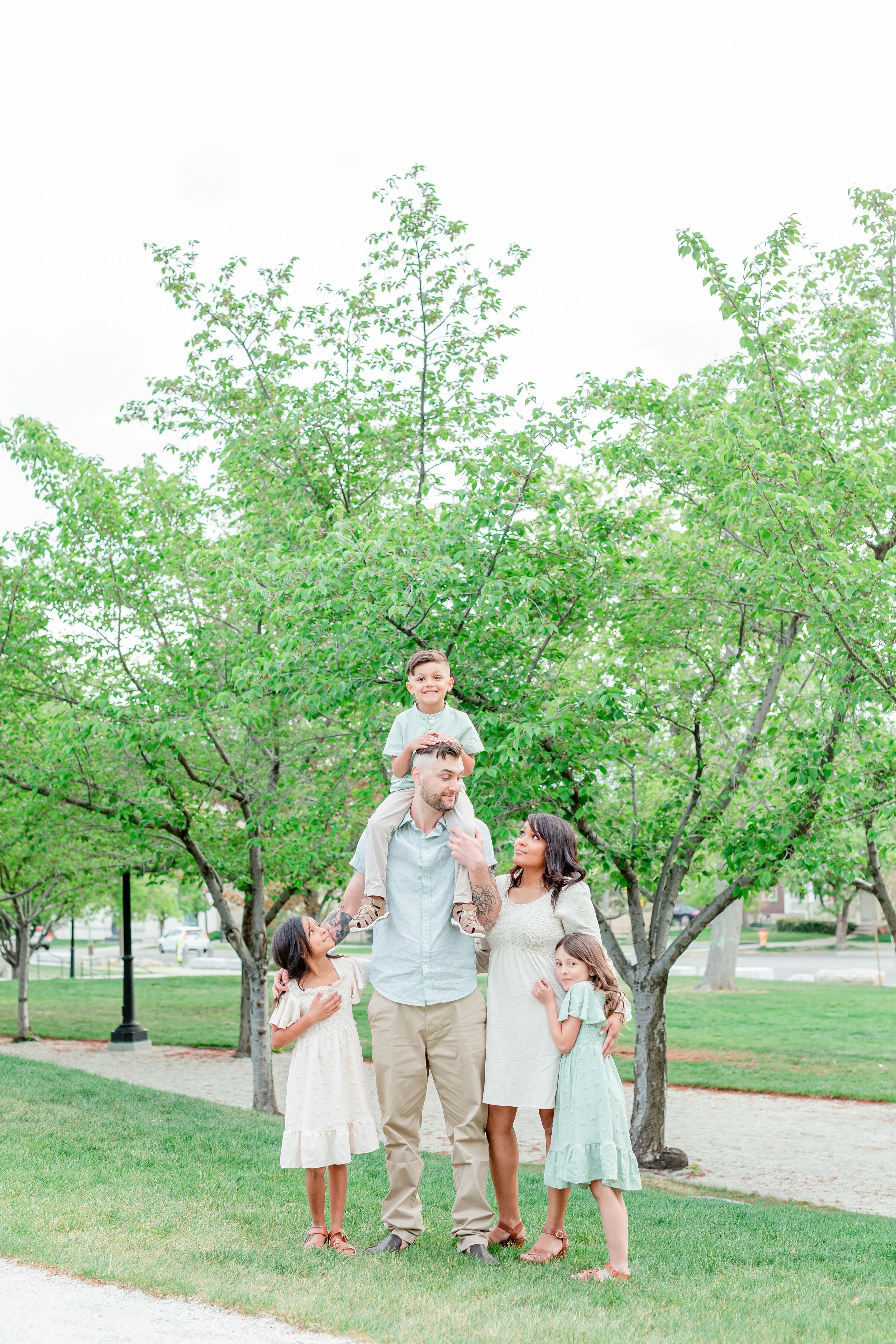 Utah State Capitol Family Photoshoot